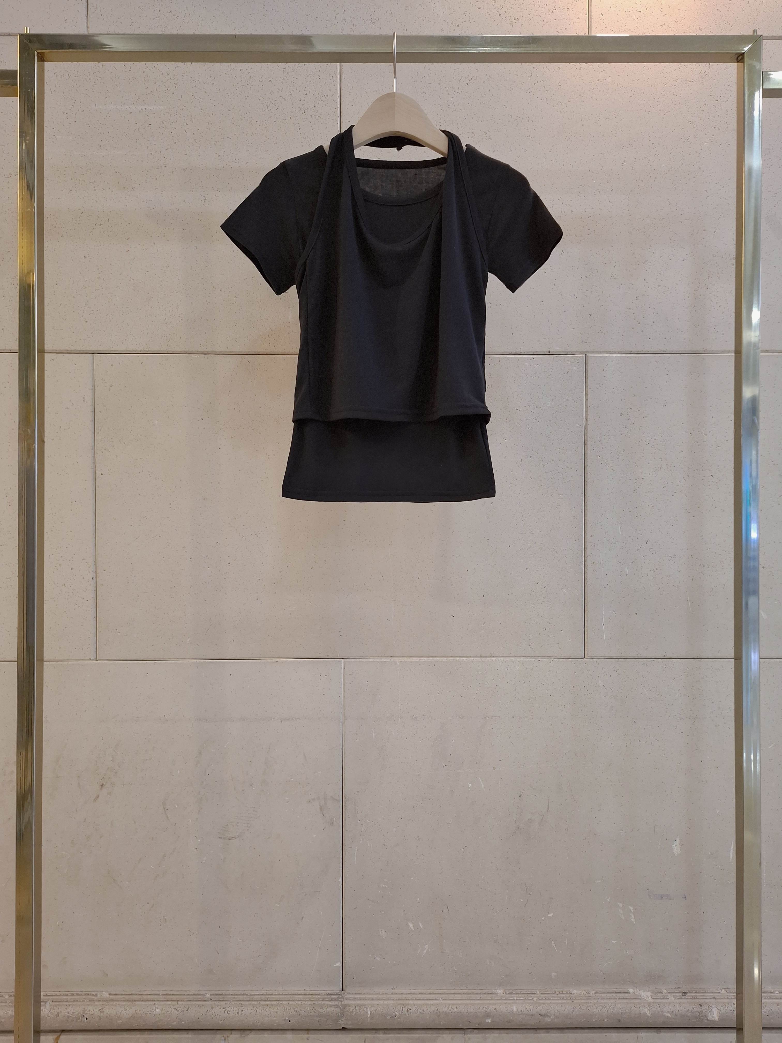 ホルターネックスリム半袖レイヤードTシャツビスチェアンサンブル | 詳細画像10