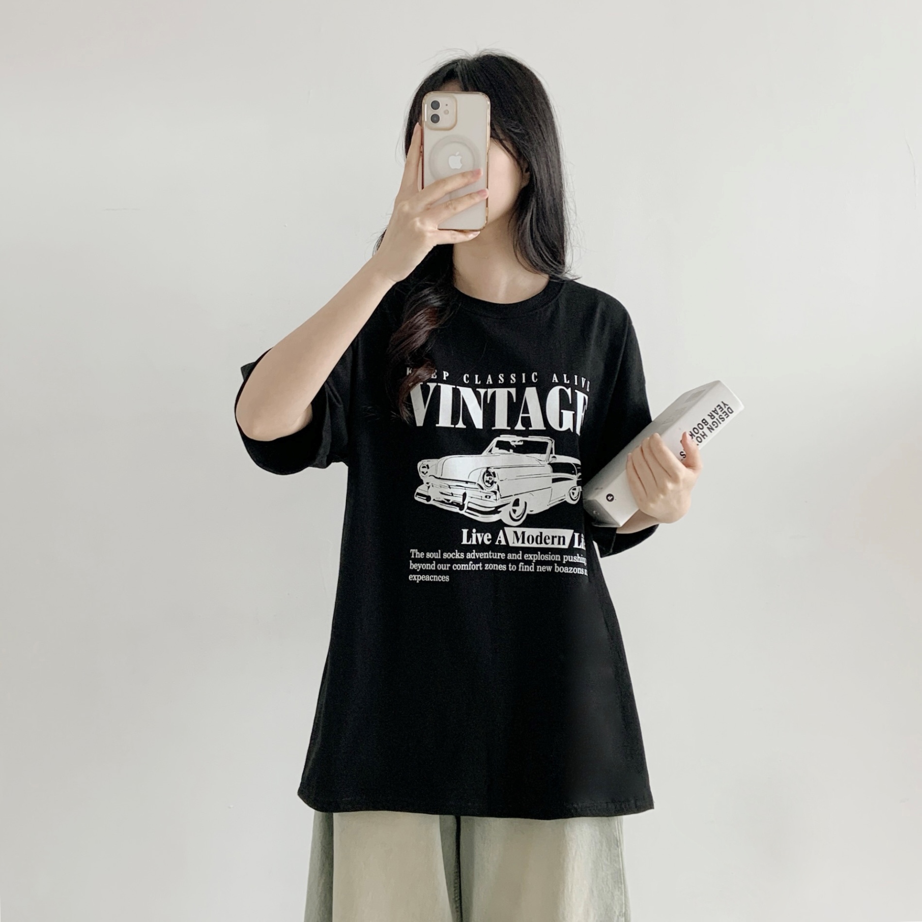コットンラウンドネックオーバーサイズ半袖プリントTシャツ