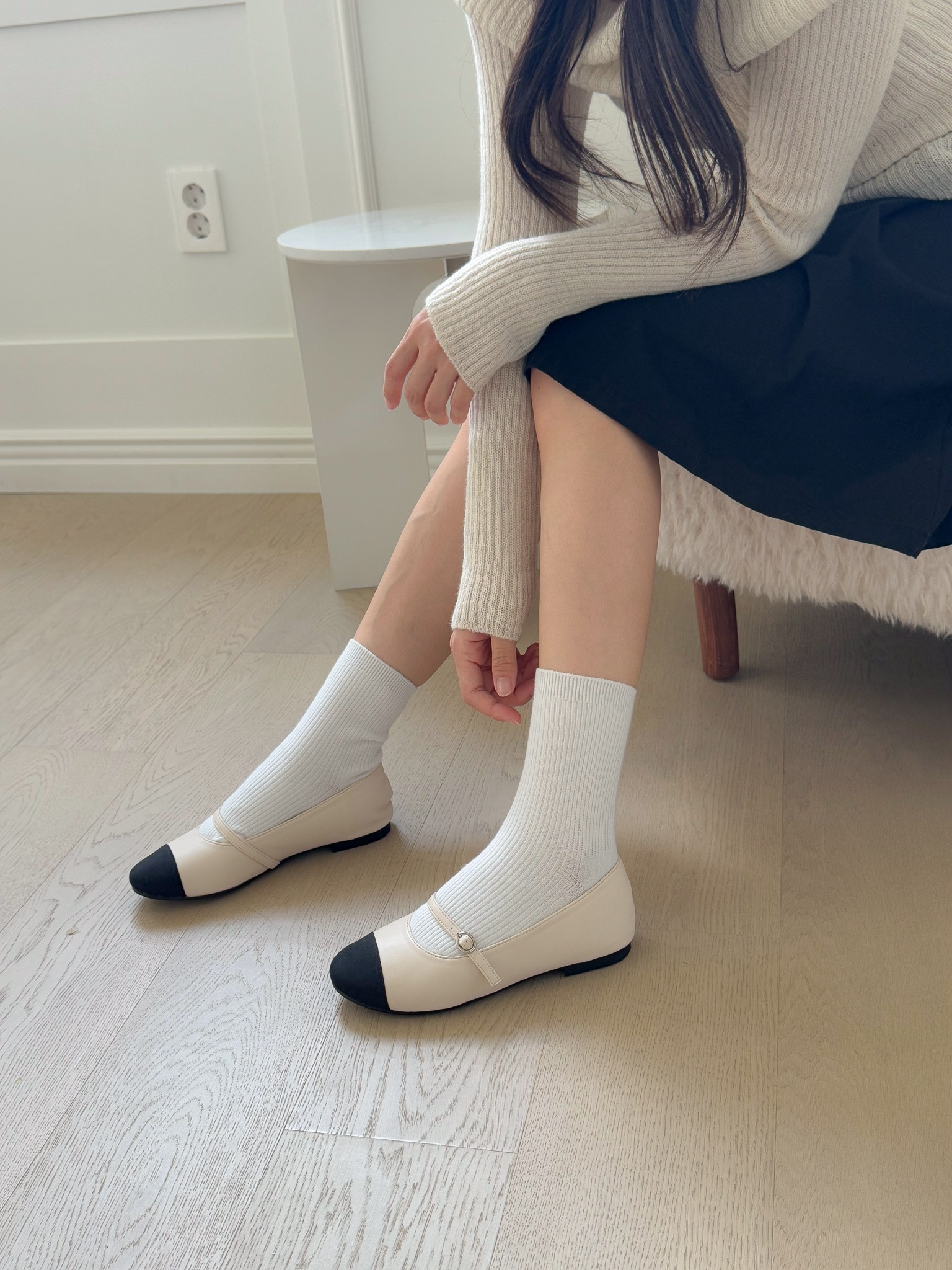 レザー調ベルトウンドトゥ配色フラットシューズ | 詳細画像30