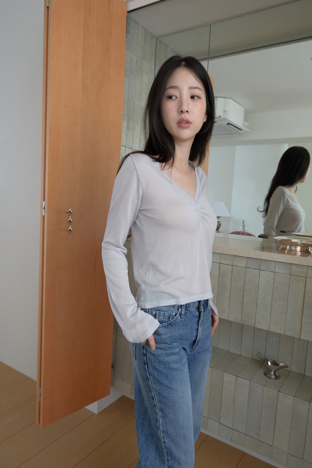 ニットシースルーシルク混シャーリングベーシックセミクロップド無地ニットSS | 詳細画像9