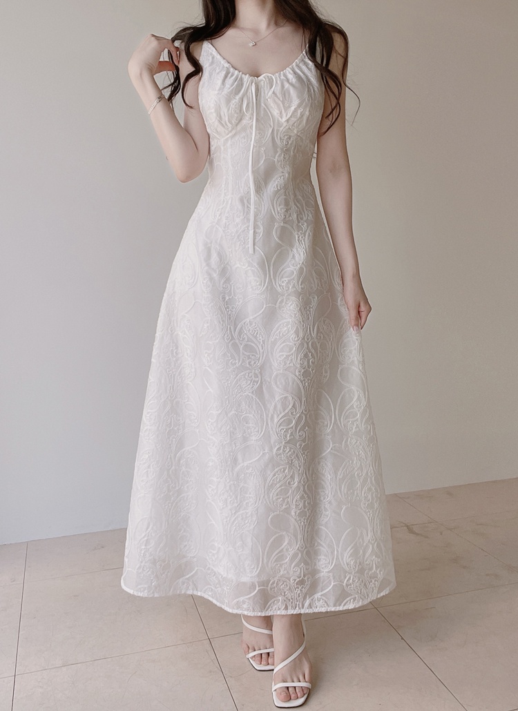シフォンレースシャーリングロングリボン刺繍キャミワンピース