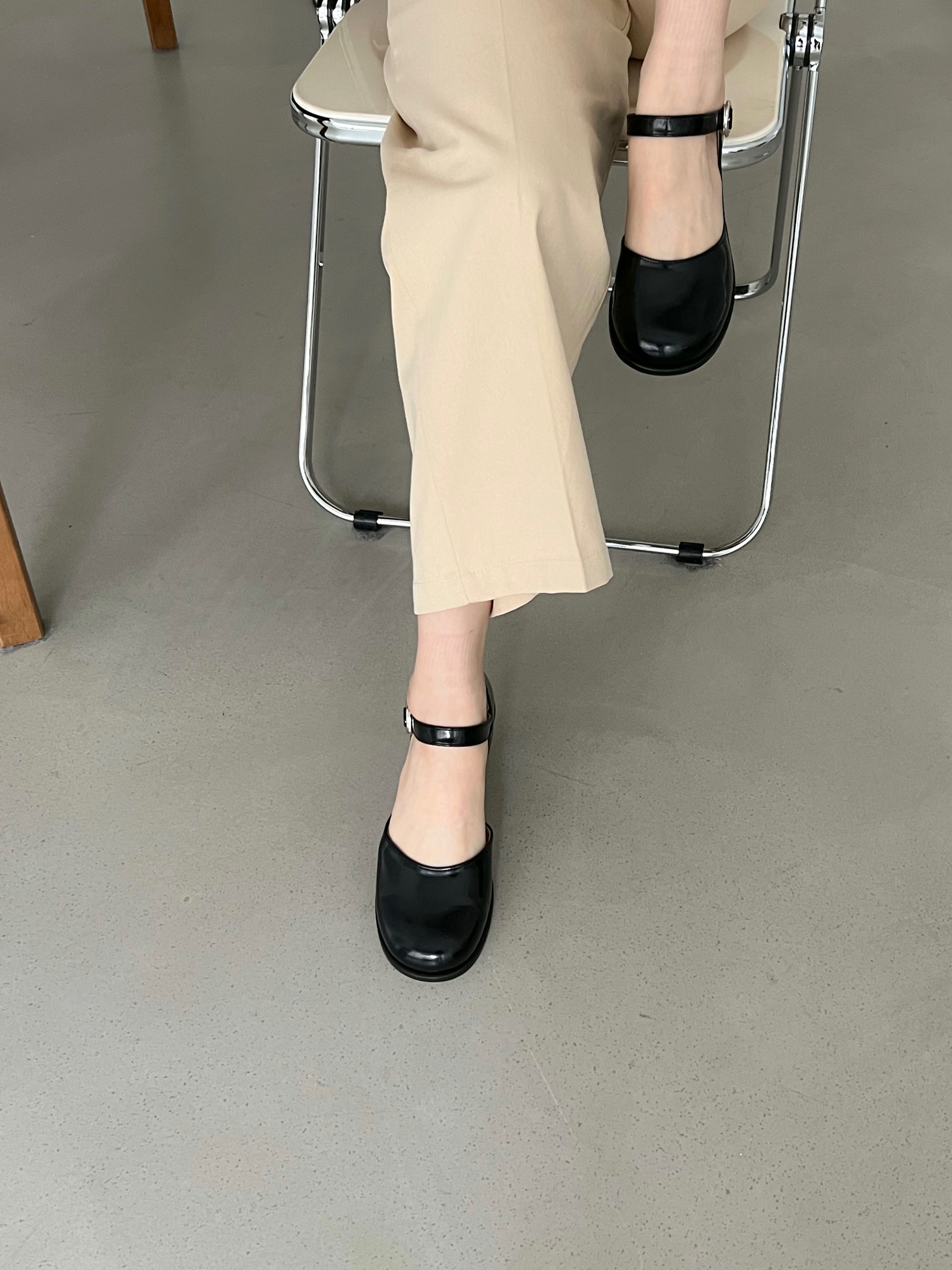レザー調パンプス | 詳細画像8