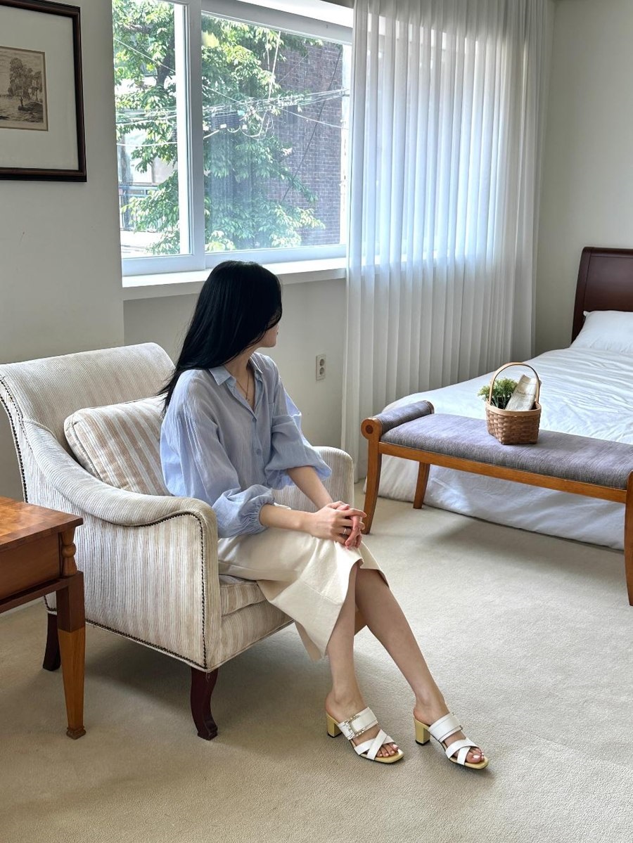 レザー調ヒールサンダル | 詳細画像10