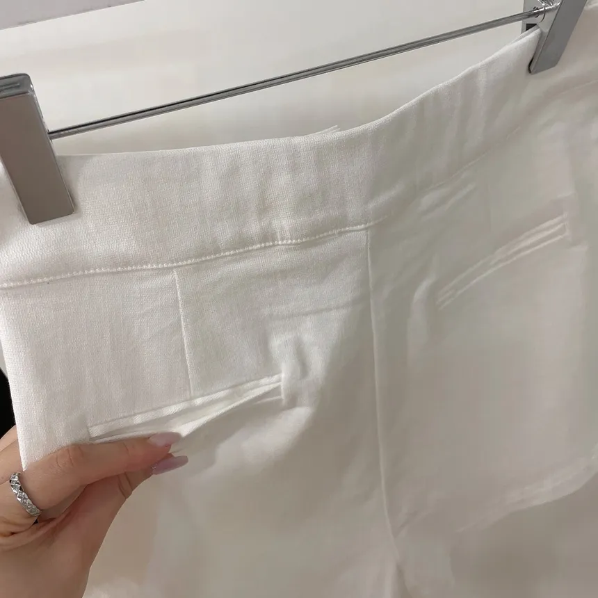 ショートホックフェイクポケットシンプル無地パンツ | mirangmirang | 詳細画像37