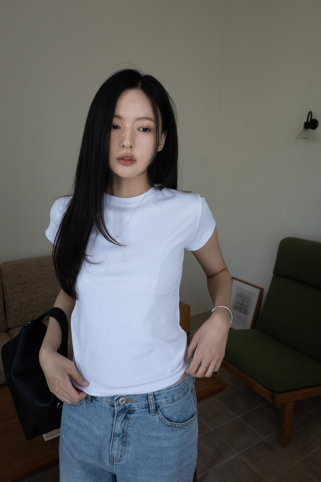 ラウンドネックシンプルフレンチスリーブスリム無地Tシャツ | DHOLIC | 詳細画像8