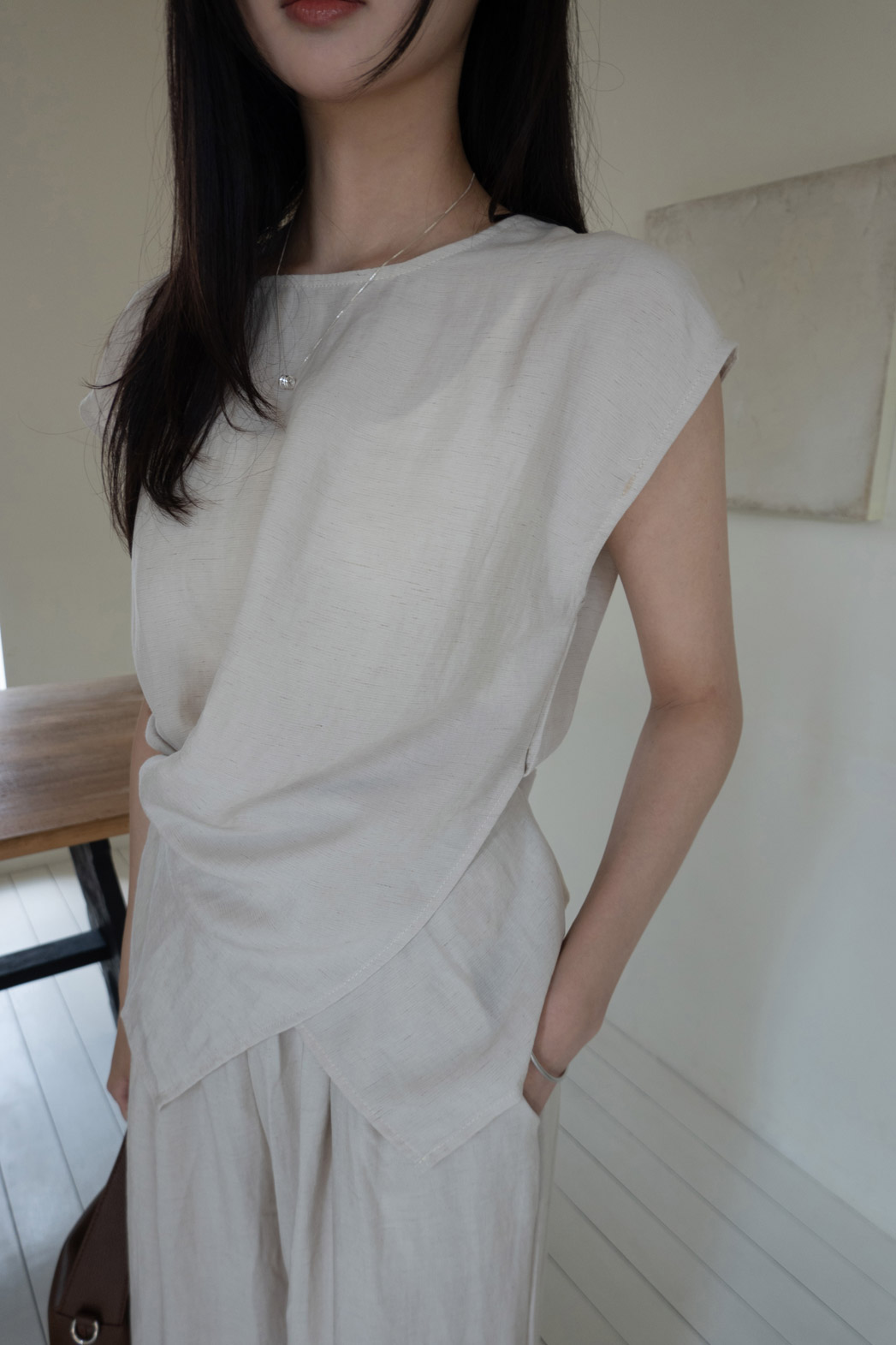 ラウンドネックウエストゴムフレンチスリーブルーズ無地セットアップパンツTシャツ | DHOLIC | 詳細画像9