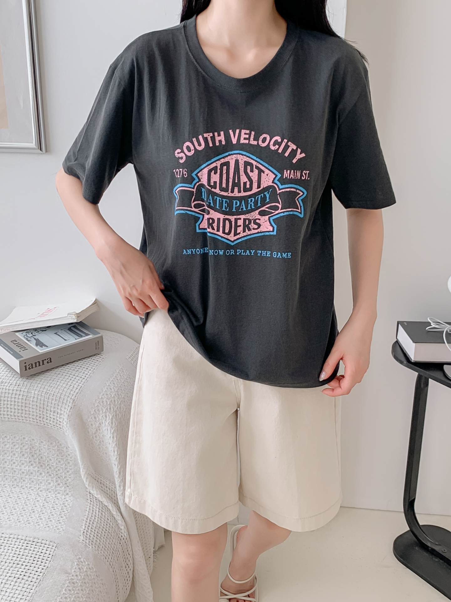 コットンラウンドネックボクシールーズ半袖ロゴTシャツ | 詳細画像24