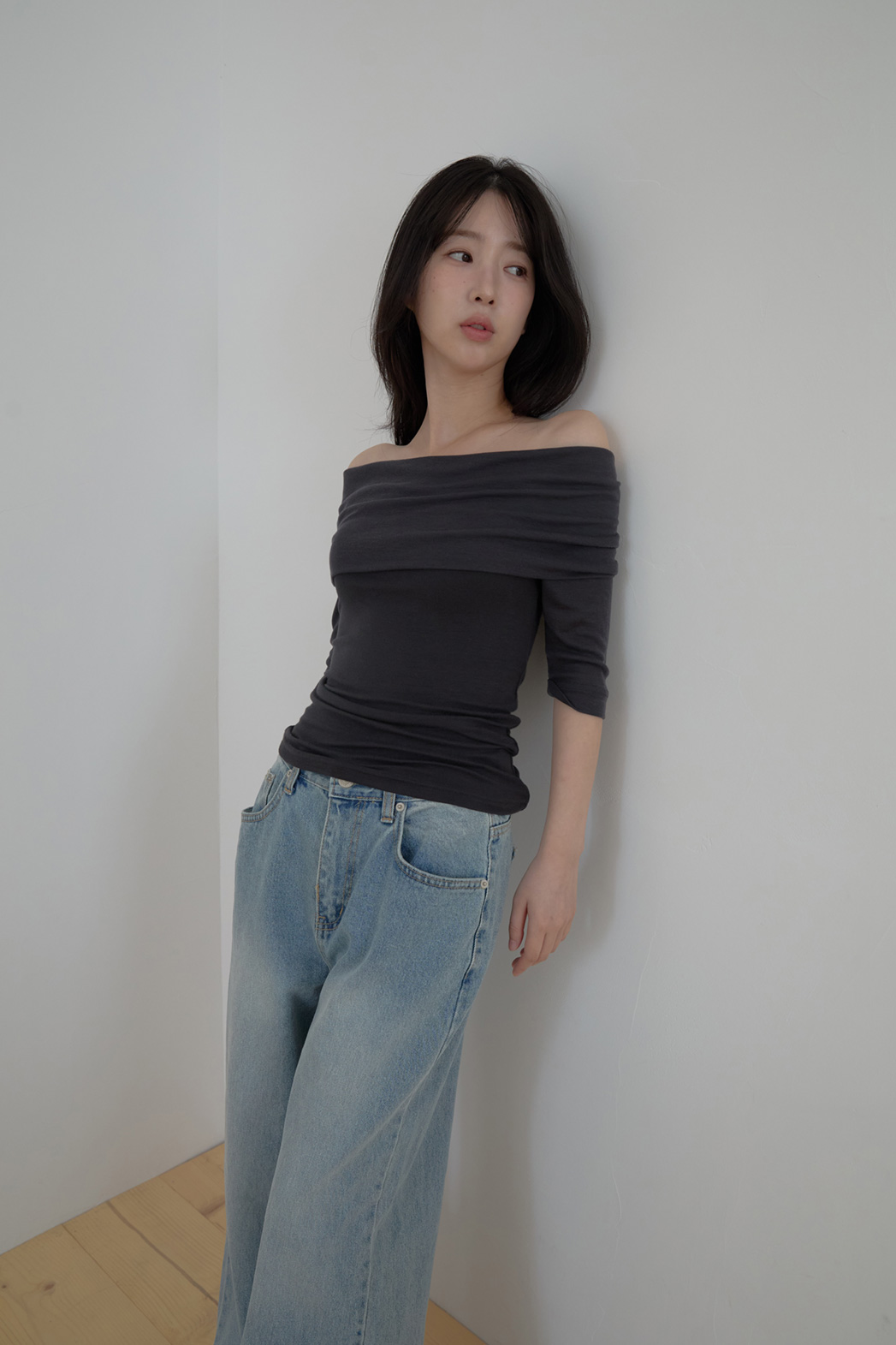 オフショルダースリムツイスト無地TシャツSS | 詳細画像4