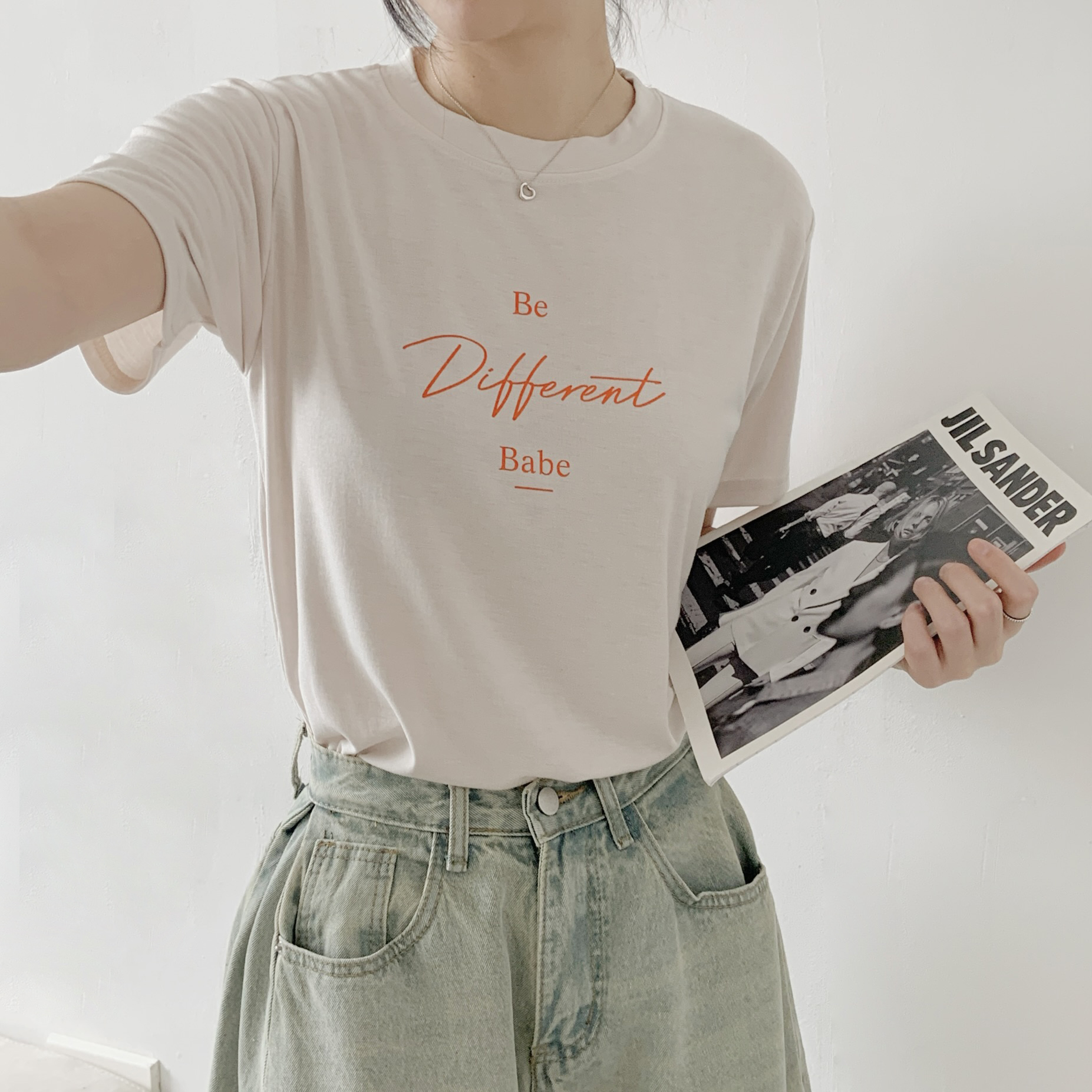 ラウンドネックベーシックスリムロゴプリントTシャツ | 詳細画像6