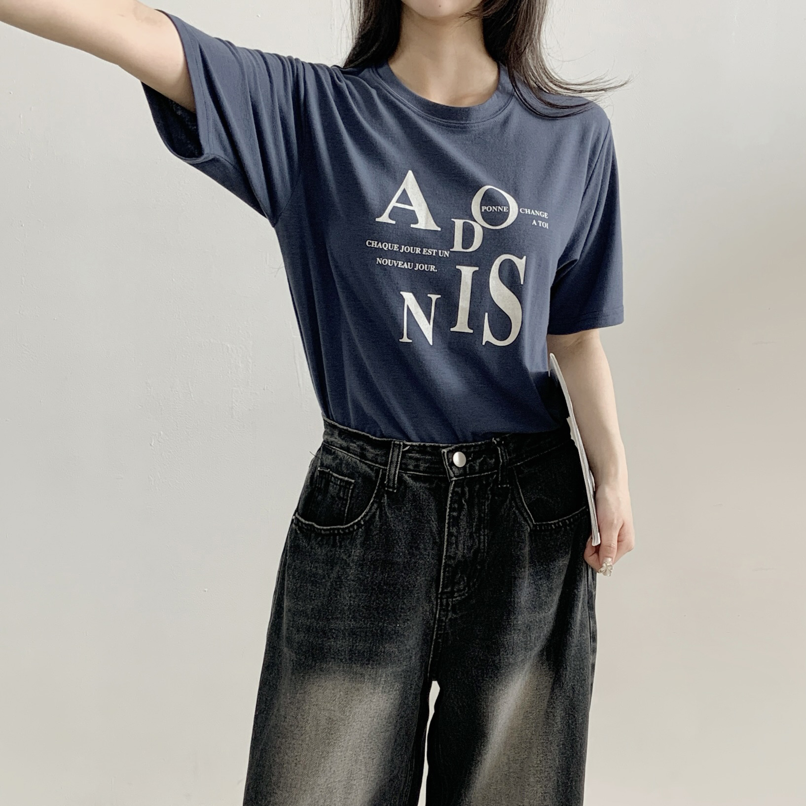 ラウンドネックシンプルベーシックドロップショルダーロゴプリントTシャツ | 詳細画像2
