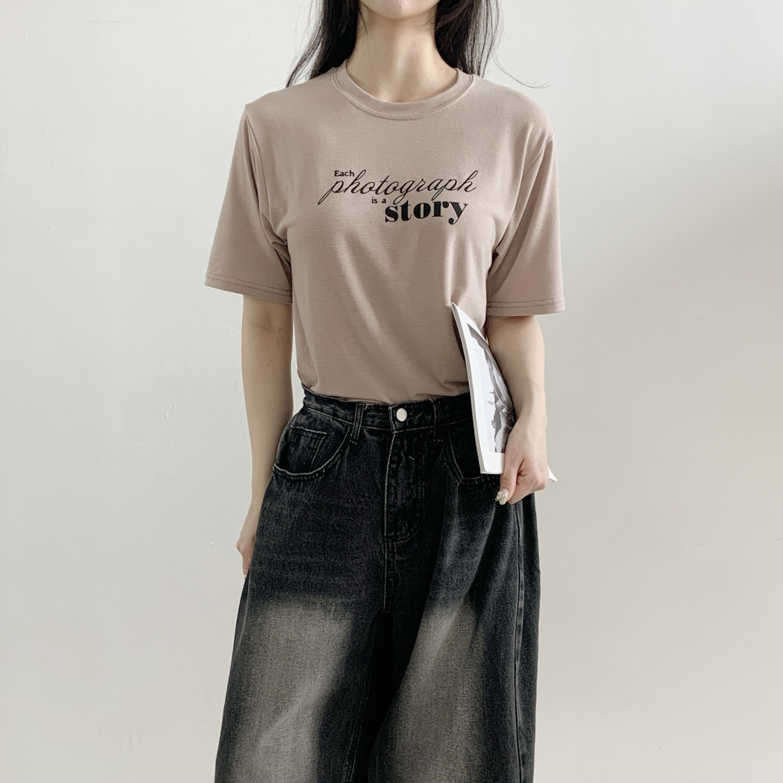 ラウンドネックシンプルベーシックロゴプリントTシャツ | 詳細画像4