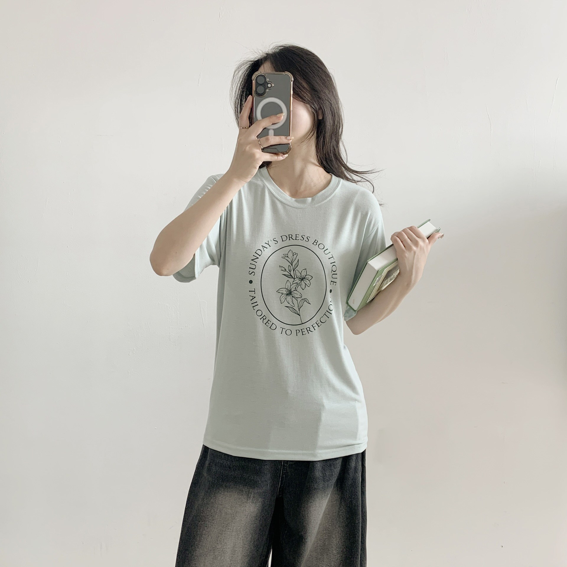 ラウンドネックシンプルベーシック5分丈ロゴプリントTシャツ | 詳細画像3