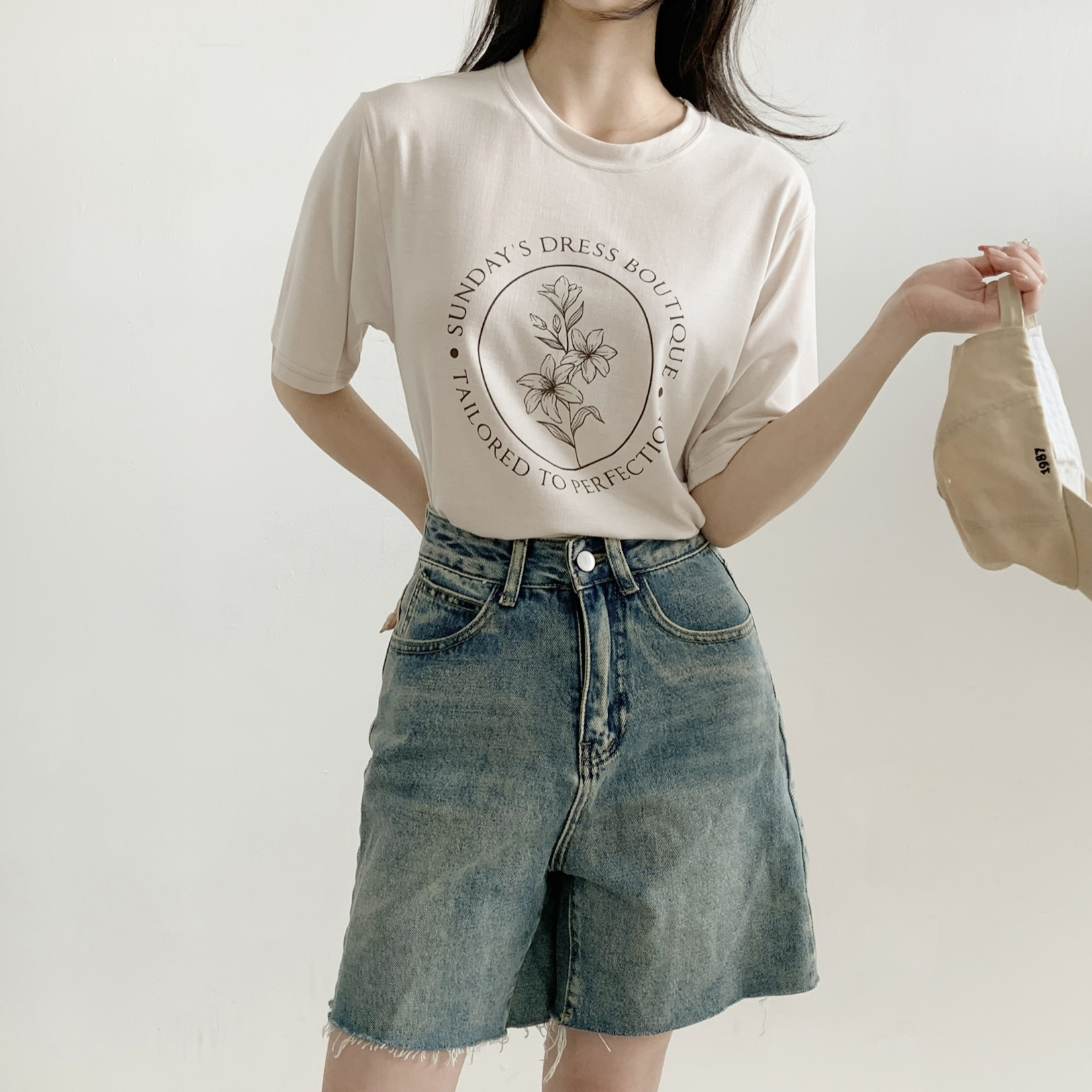 ラウンドネックシンプルベーシック5分丈ロゴプリントTシャツ | 詳細画像5