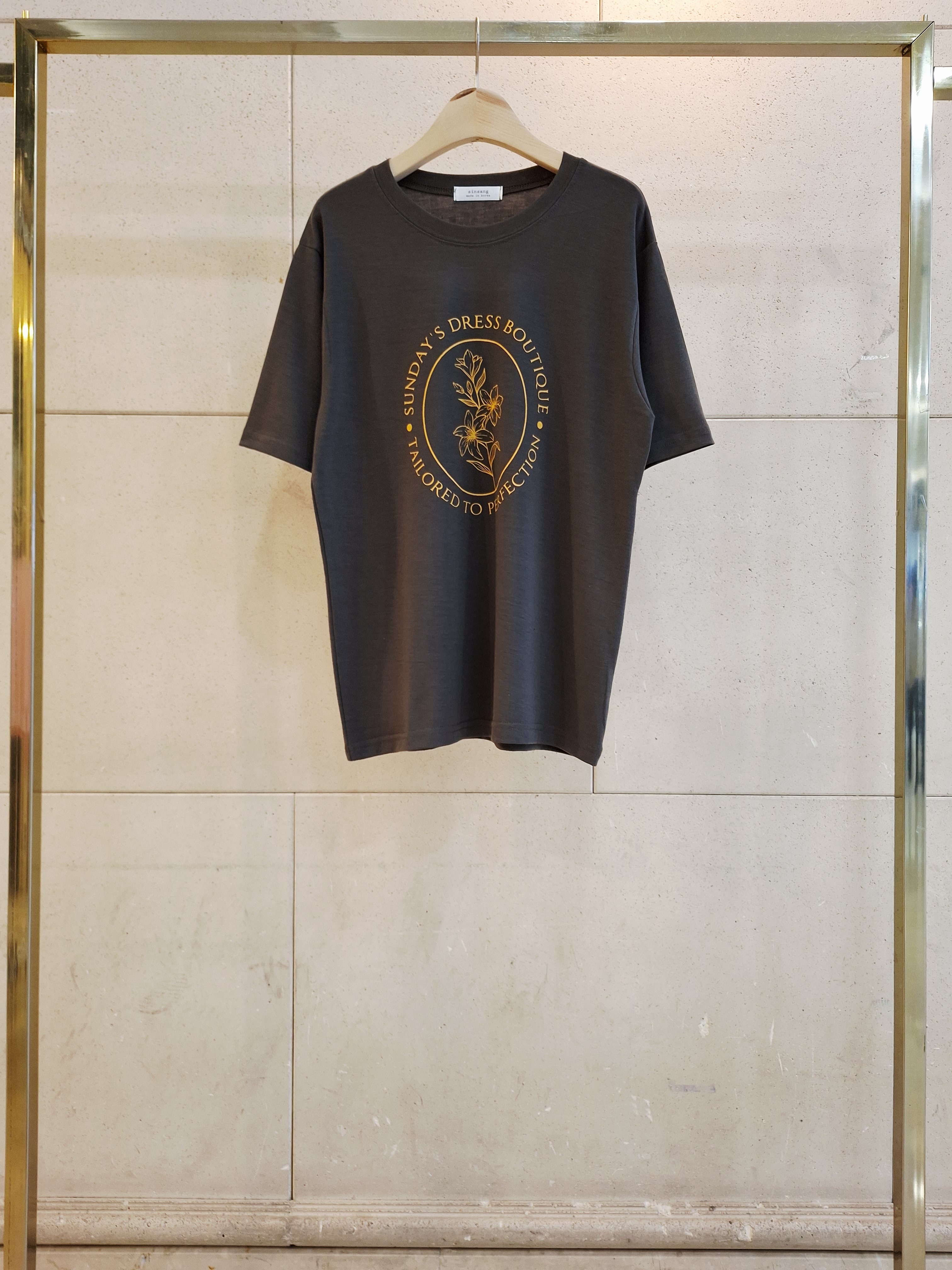ラウンドネックシンプルベーシック5分丈ロゴプリントTシャツ | 詳細画像8