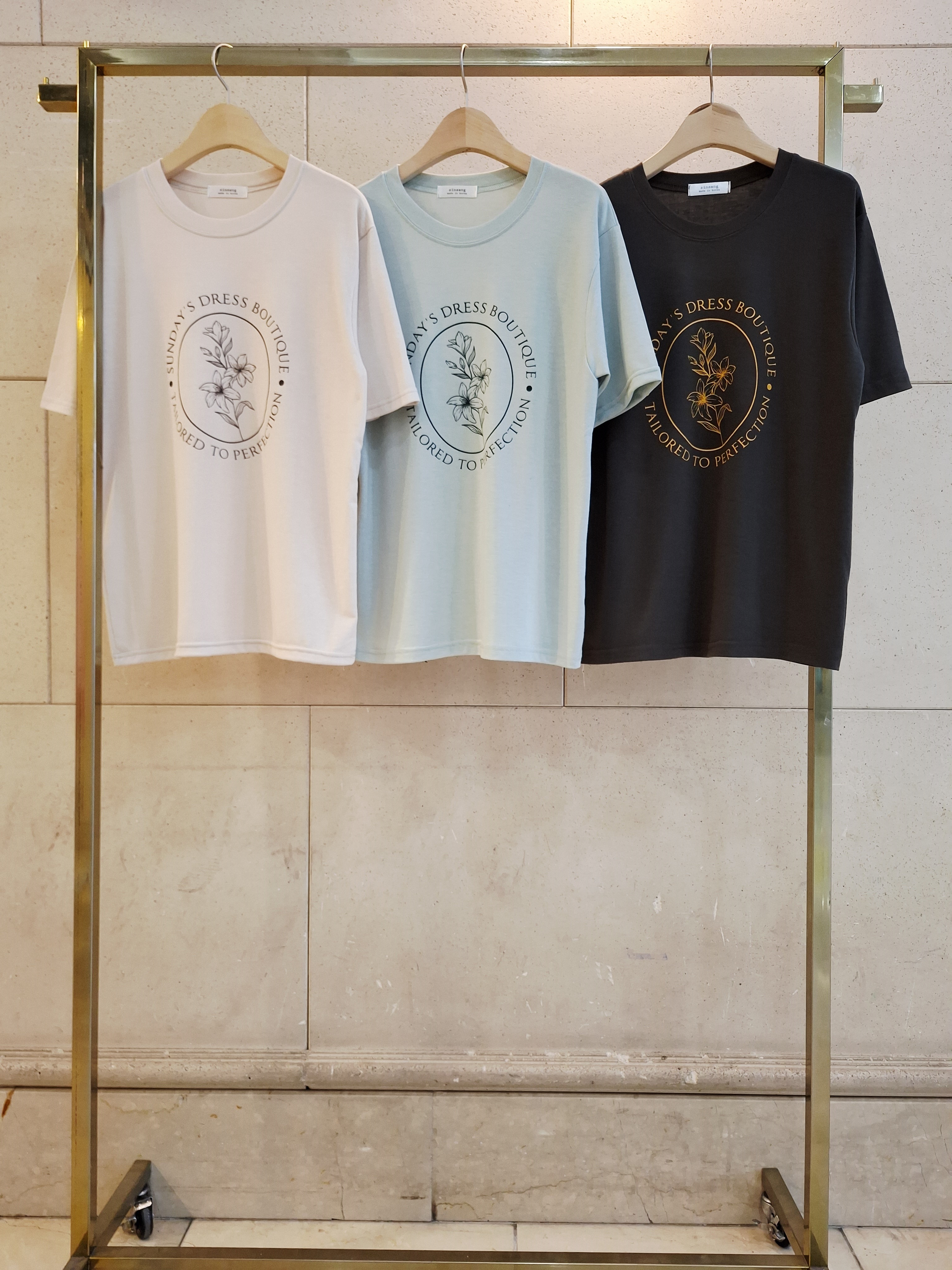 ラウンドネックシンプルベーシック5分丈ロゴプリントTシャツ | 詳細画像11