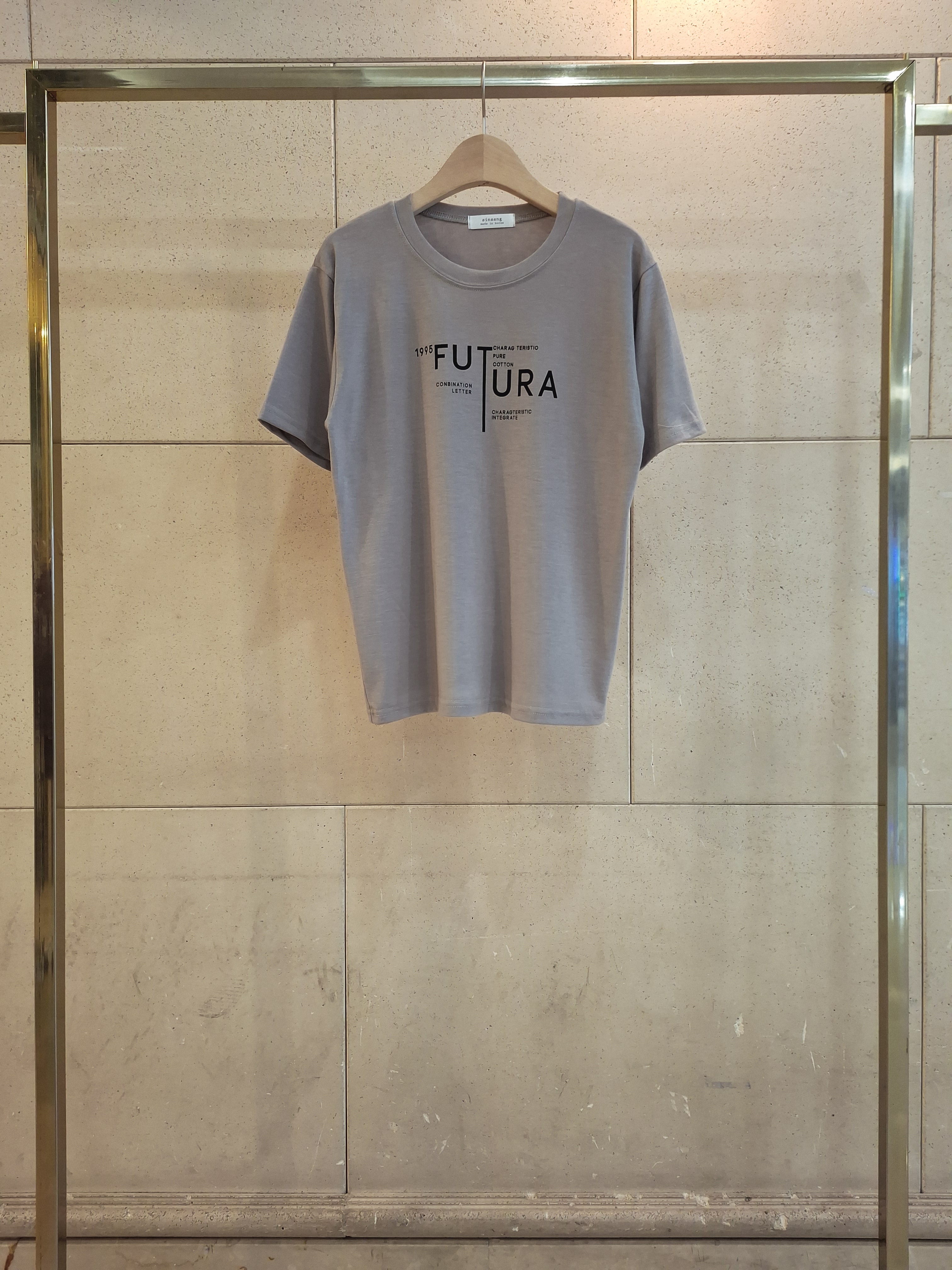 ラウンドネックルーズ半袖レタリングTシャツ | 詳細画像11