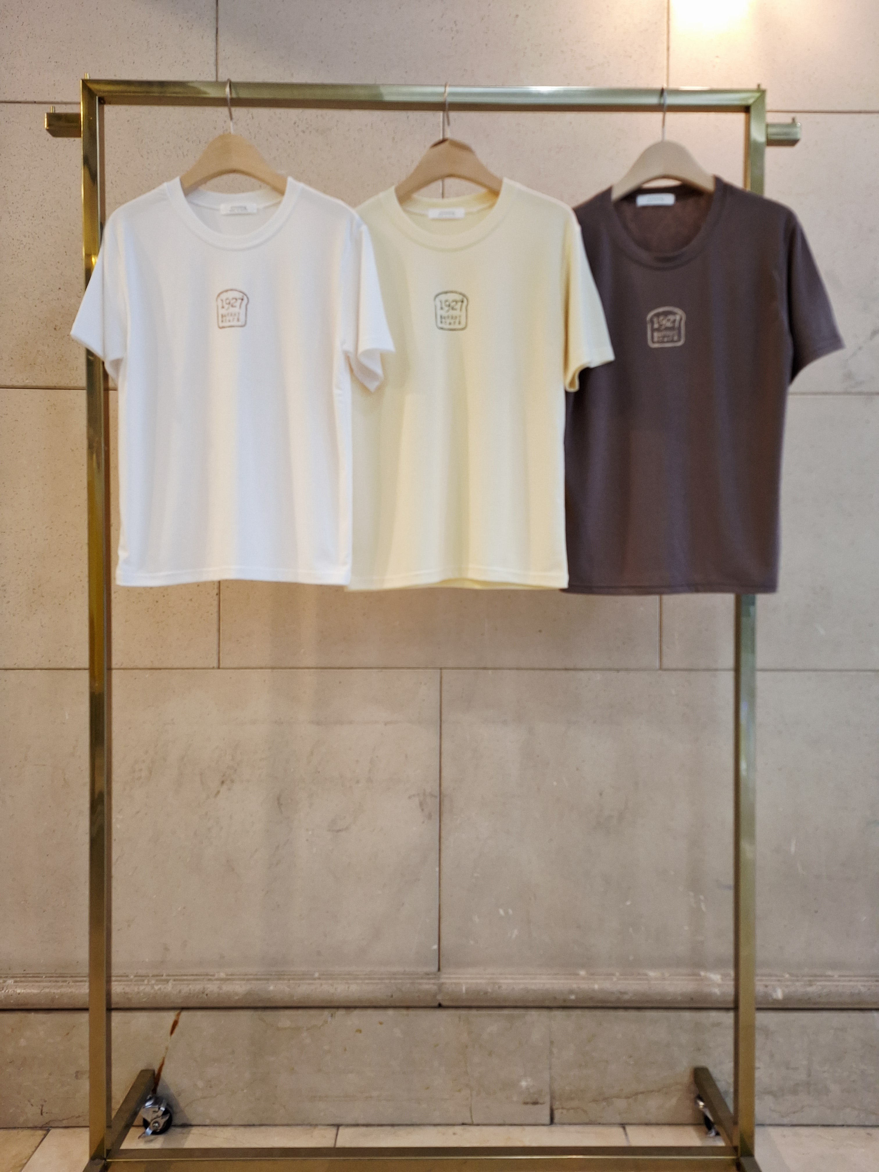 ラウンドネックベーシック半袖プリントTシャツ | 詳細画像12
