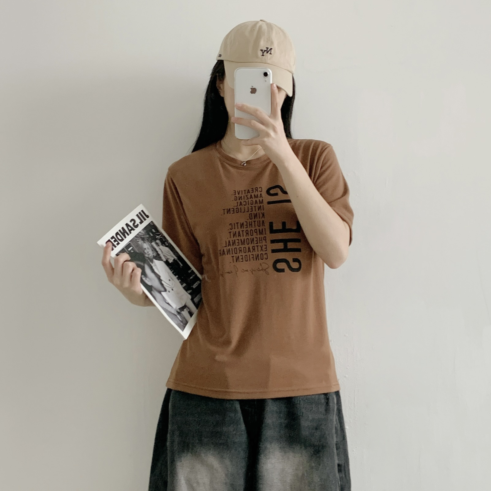 ラウンドネックルーズ半袖レタリングTシャツ | 詳細画像4