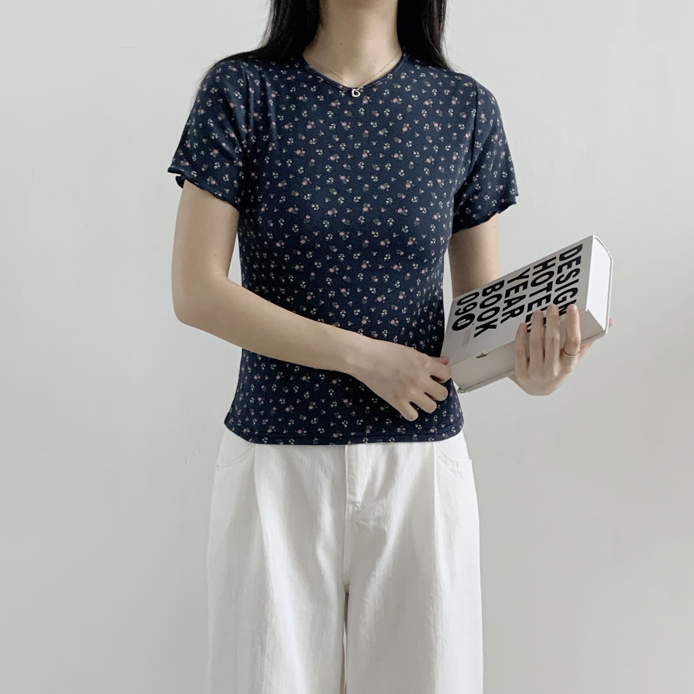 ラウンドネック半袖小花柄Tシャツ | 詳細画像4