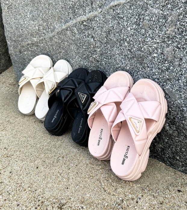 レザー調ヒールサンダル | 詳細画像4