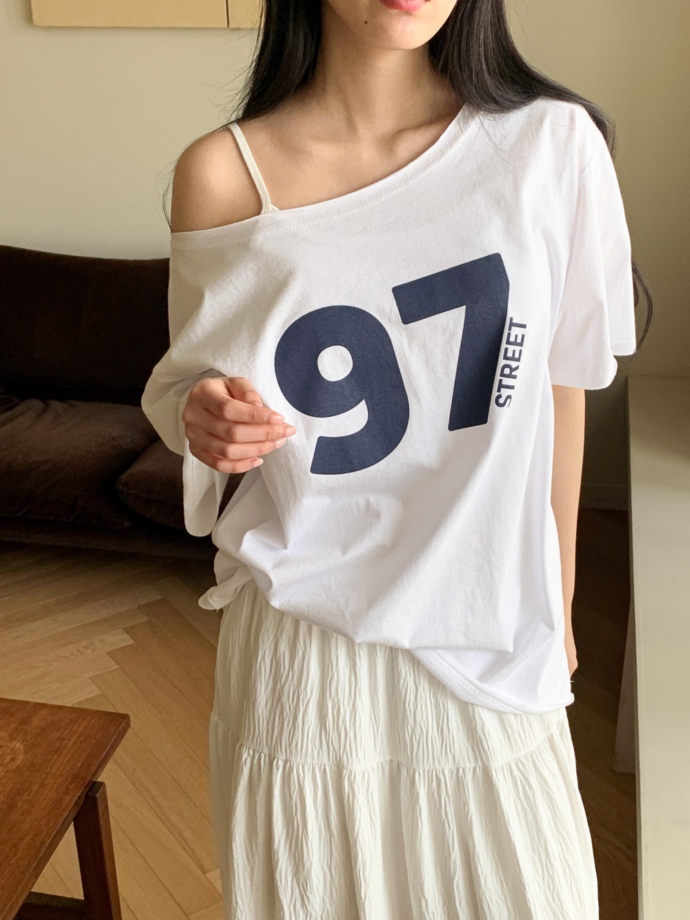 コットンオフショルダーボクシー半袖レタリングナンバーTシャツ | 詳細画像8