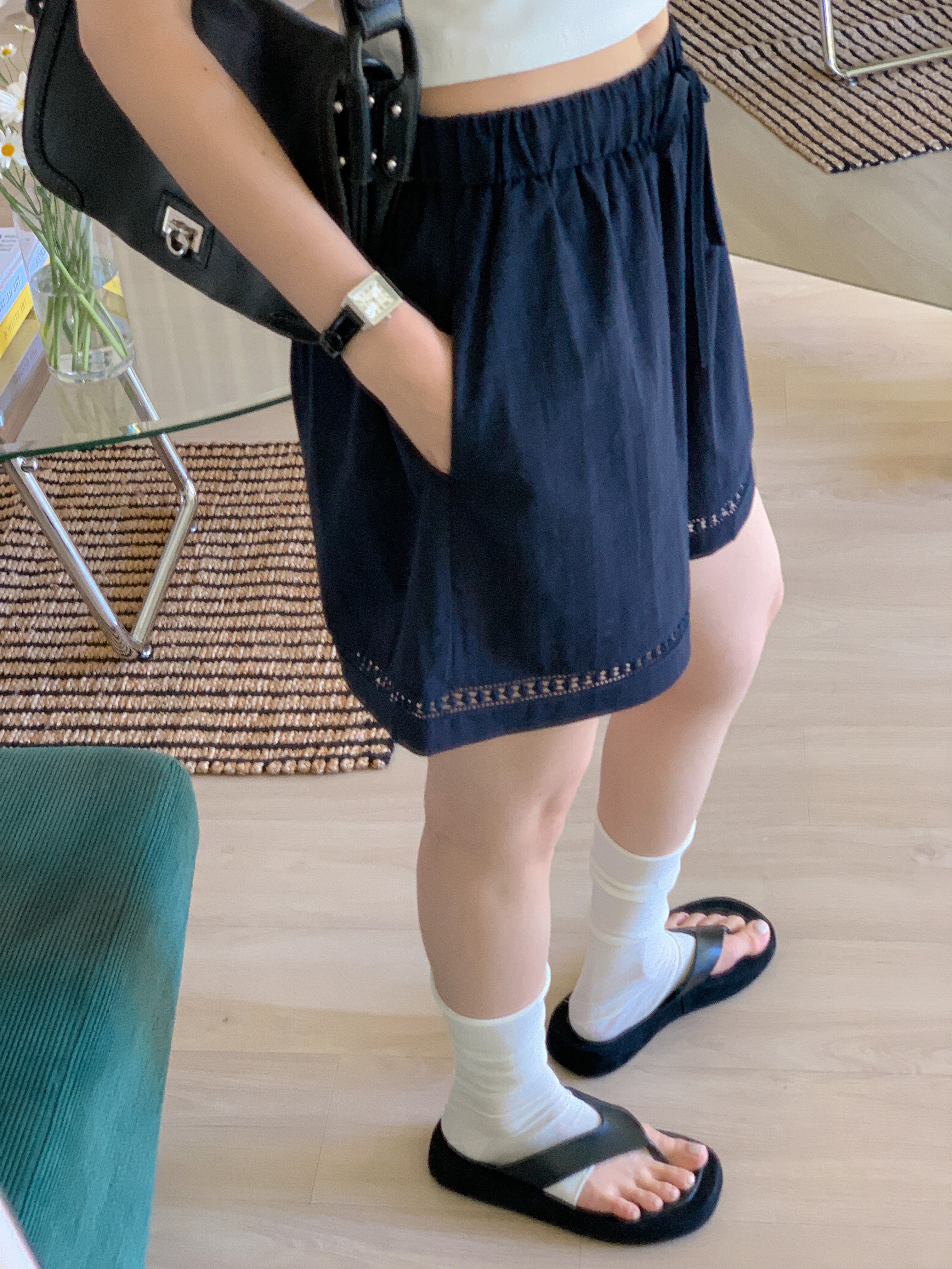ドローストリングパンチングウエストゴムワイドショートパンツ | 詳細画像2