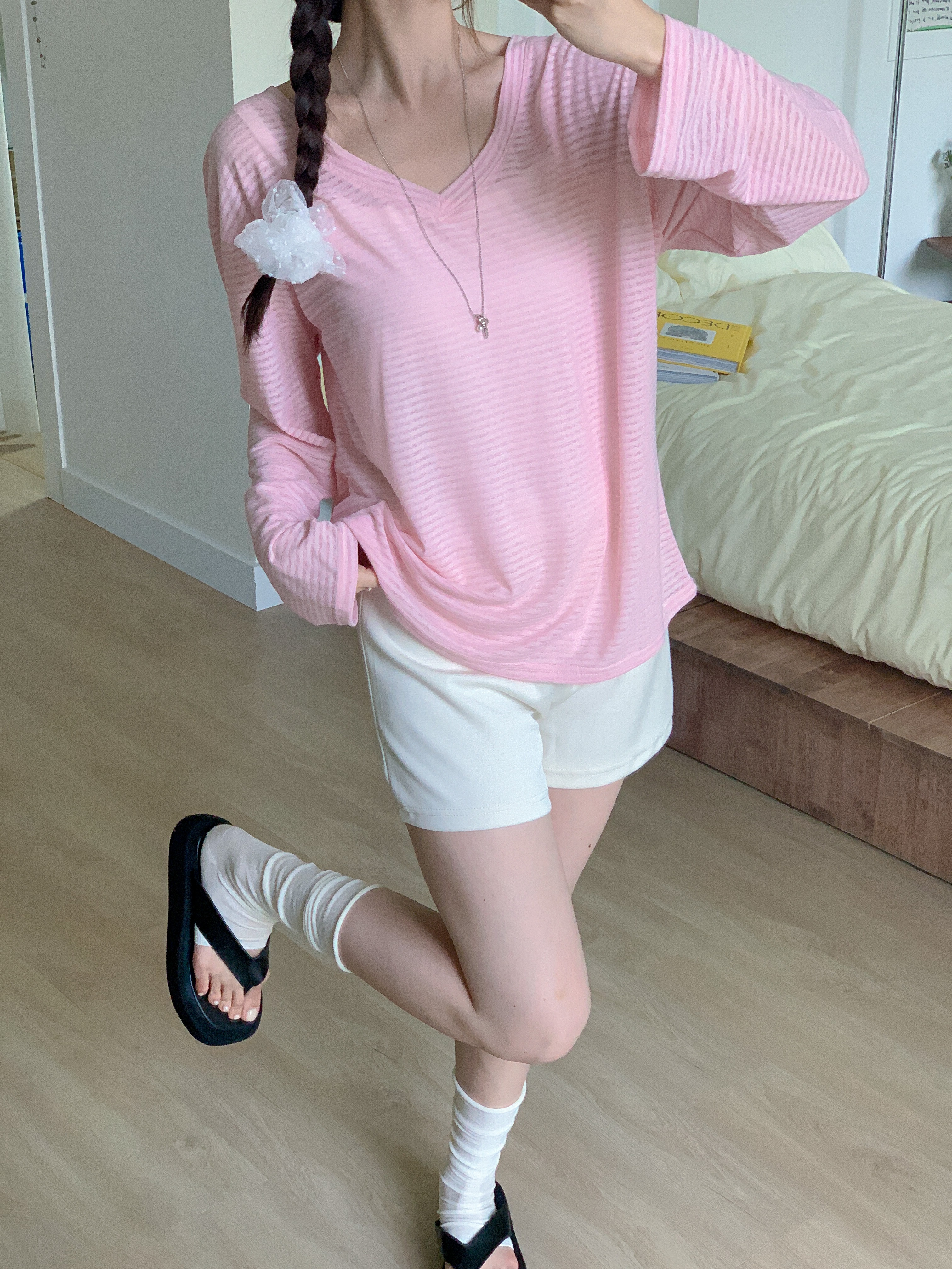 Vネックオーバーサイズ長袖ボーダーTシャツ | 詳細画像9