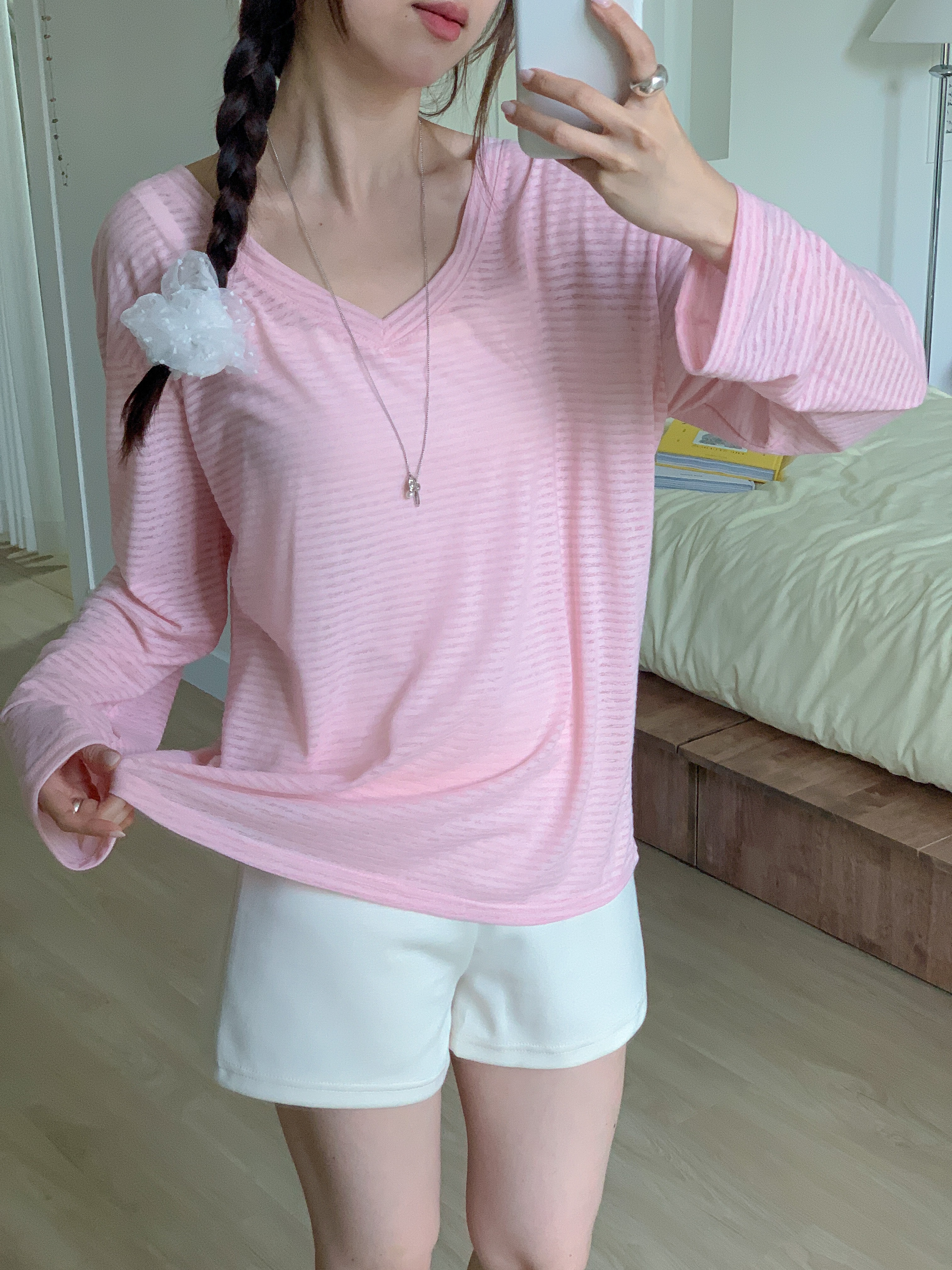 Vネックオーバーサイズ長袖ボーダーTシャツ | 詳細画像16