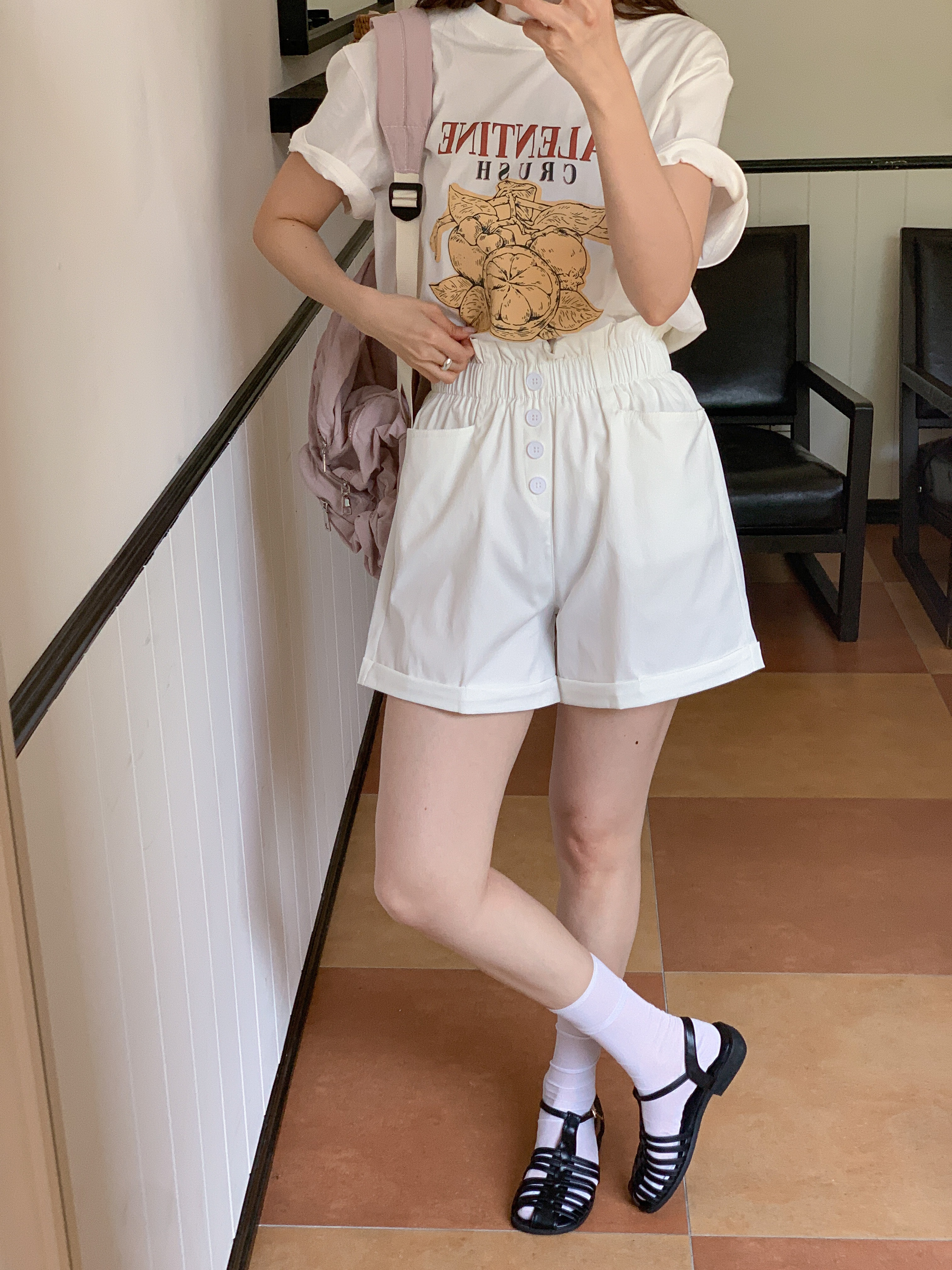 フリルウエストゴムロールアップフェイクボタンショートパンツ | 詳細画像8