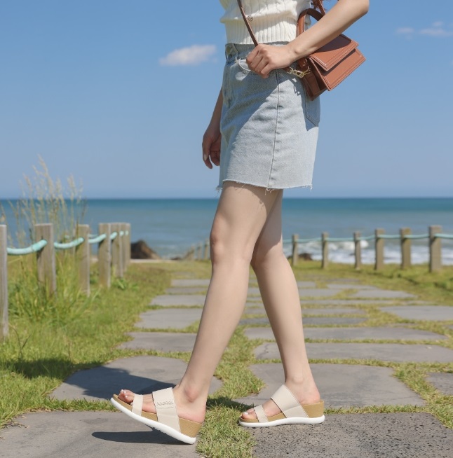 ウンドトゥロゴ配色ヒールサンダル | 詳細画像8
