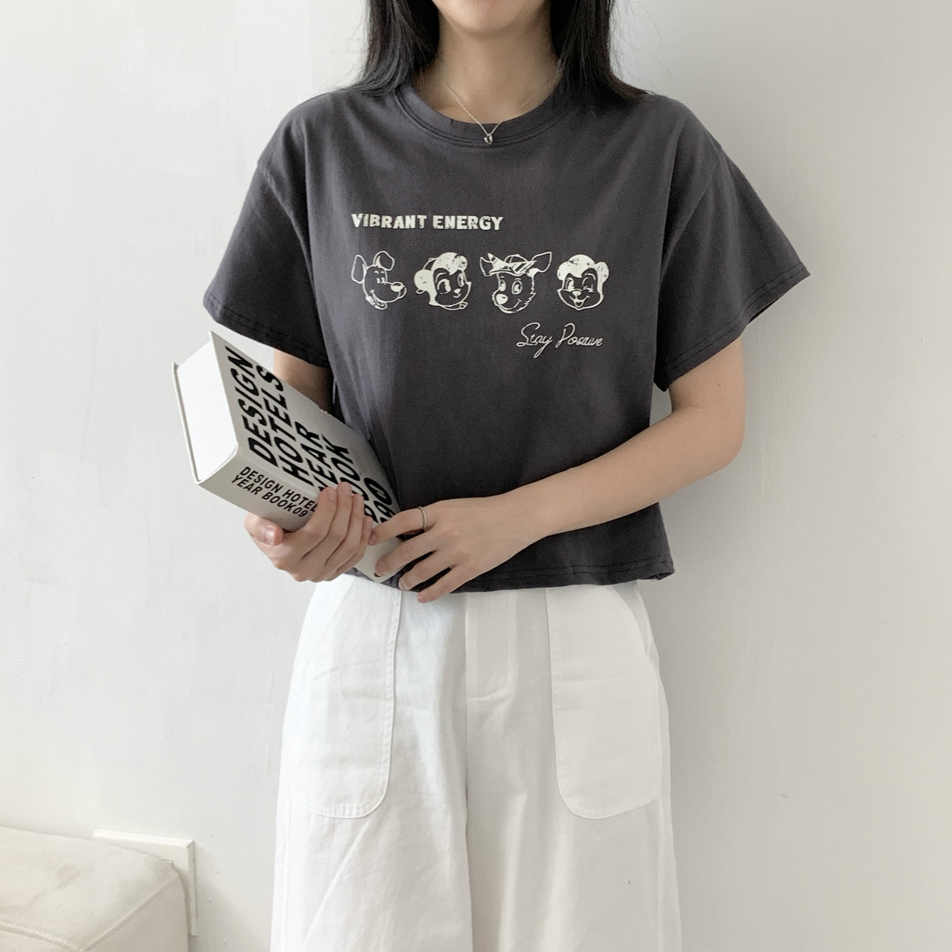 ラウンドネッククロップドワイドドロップショルダープリントTシャツ | 詳細画像7