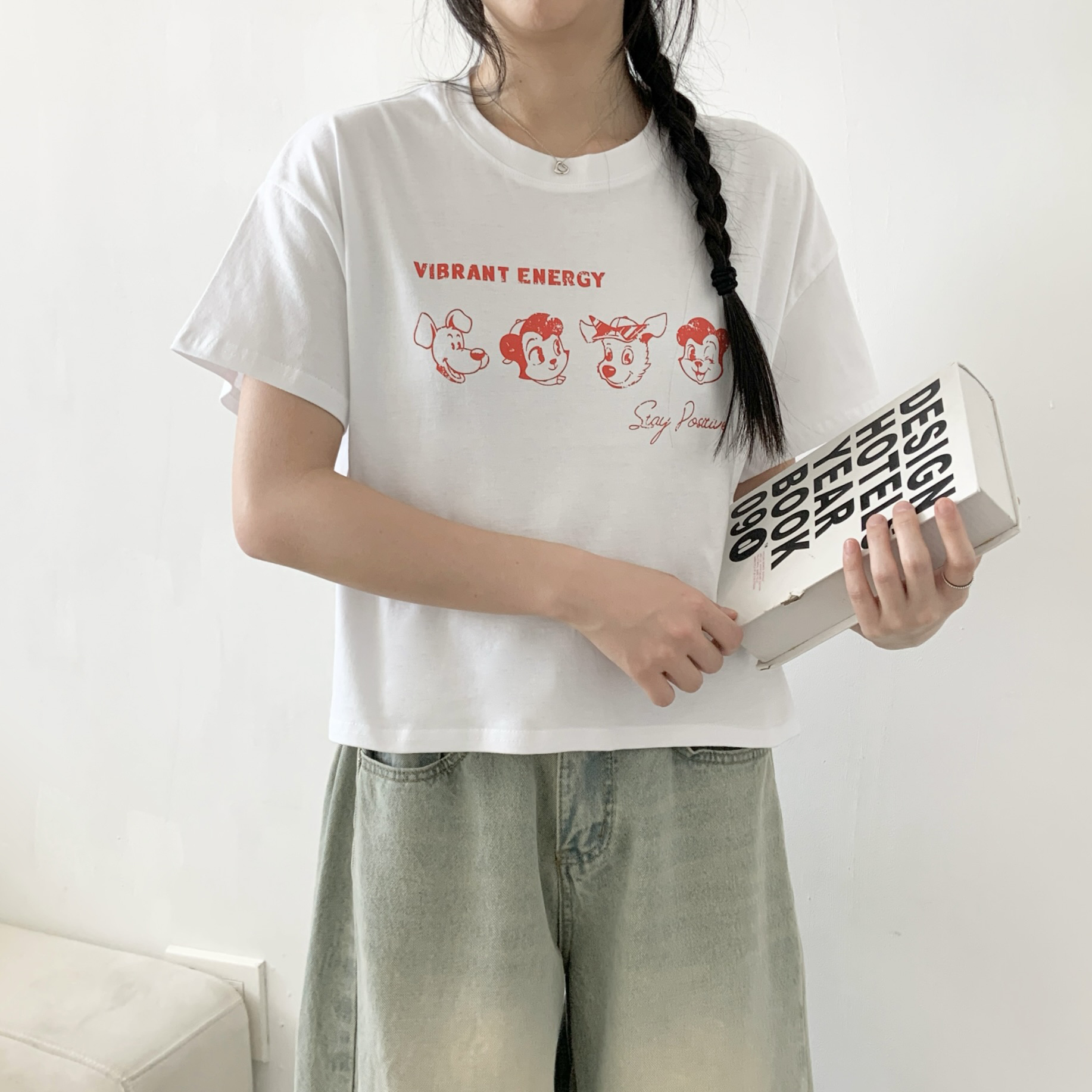 ラウンドネッククロップドワイドドロップショルダープリントTシャツ | 詳細画像10