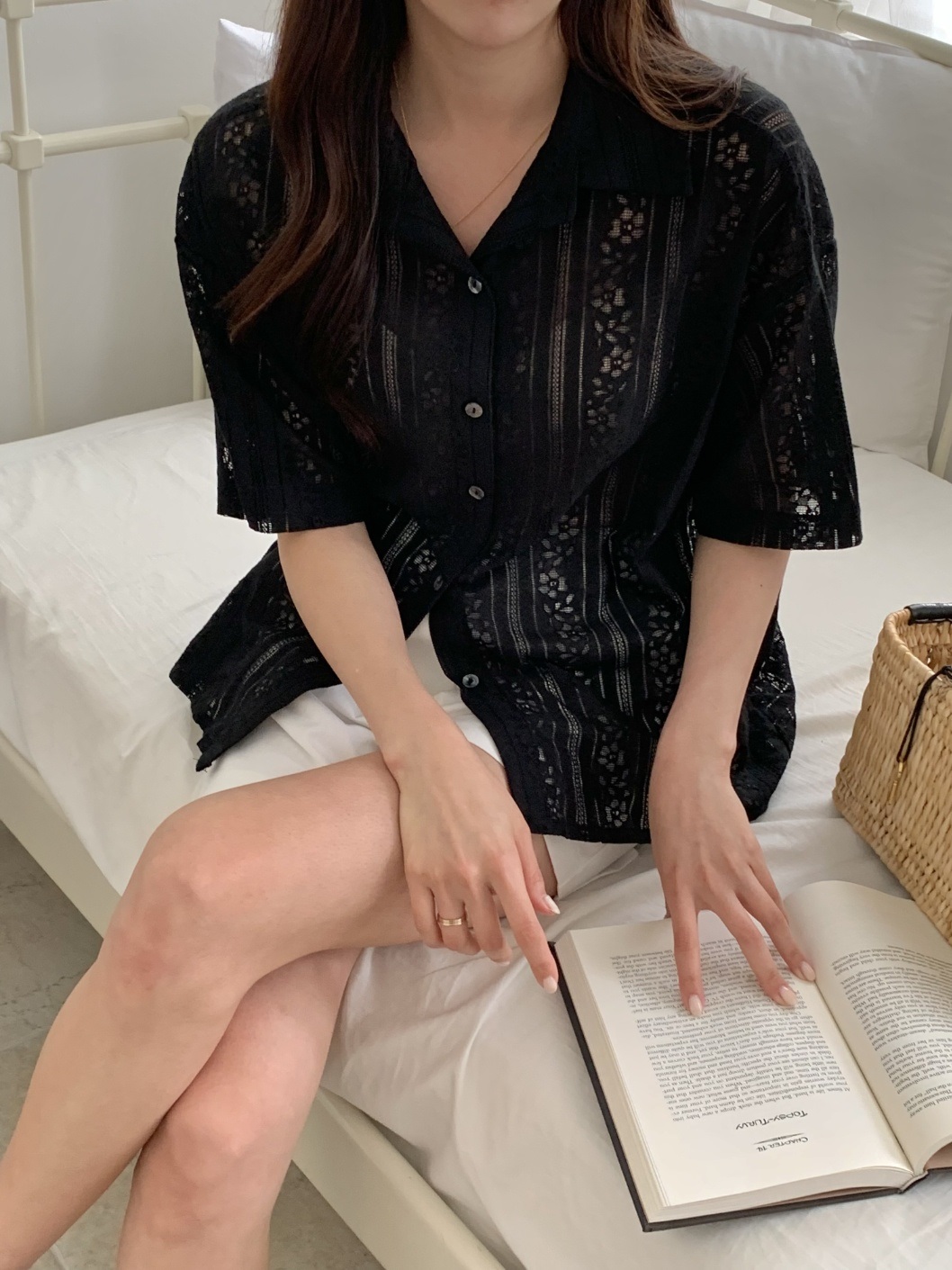 シースルーボタンベーシック刺繍半袖ブラウス | 詳細画像11