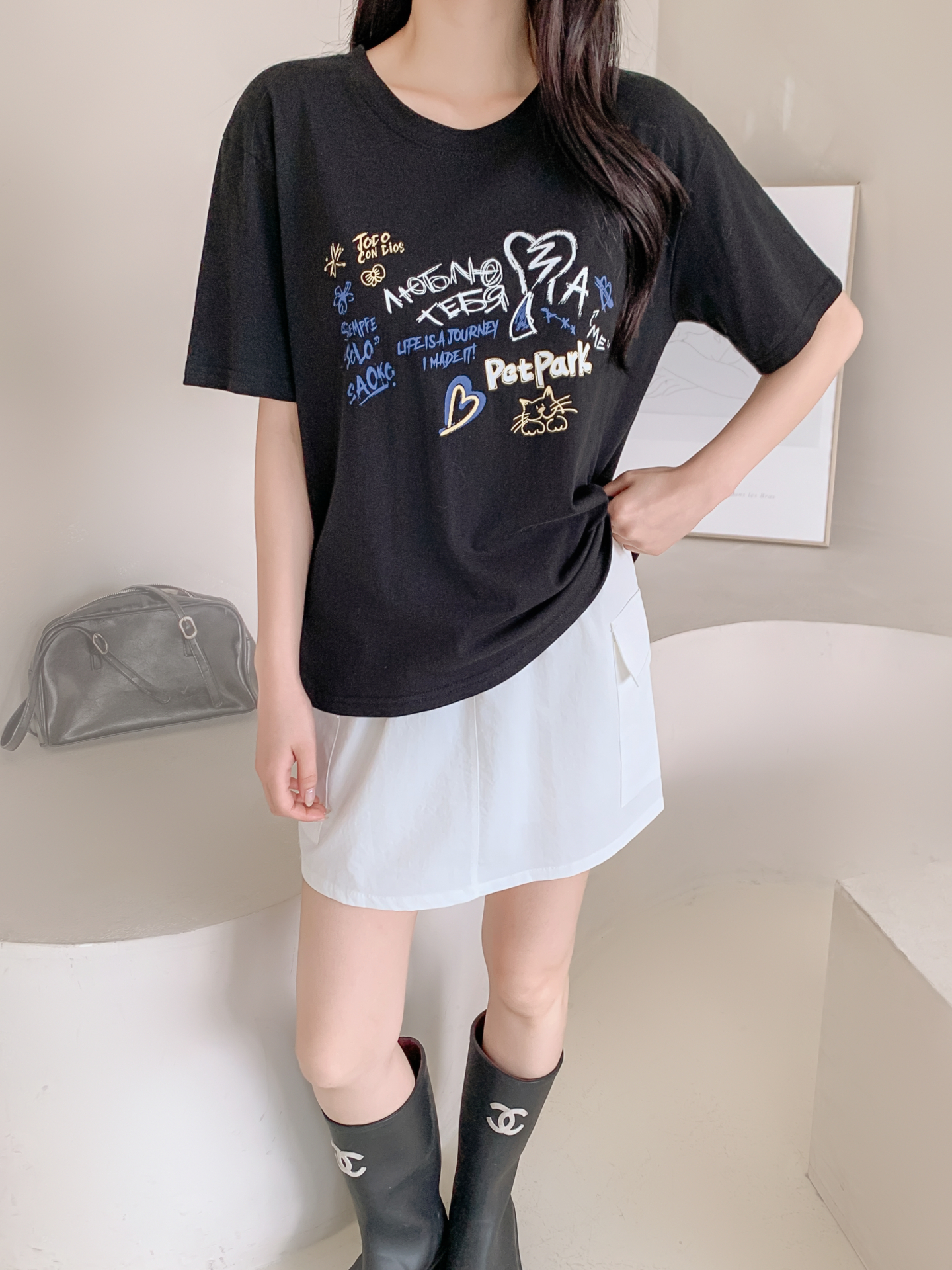 コットンラウンドネックルーズ半袖ロゴTシャツ | 詳細画像19