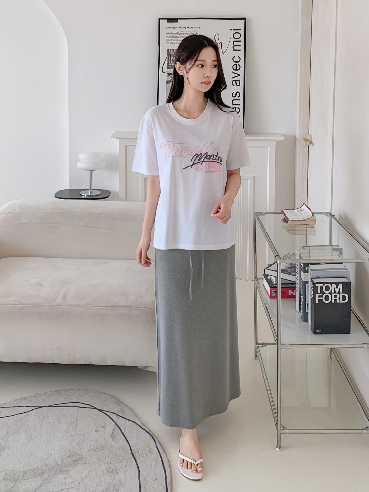 コットンラウンドネックベーシックルーズ半袖ロゴTシャツ | 詳細画像2