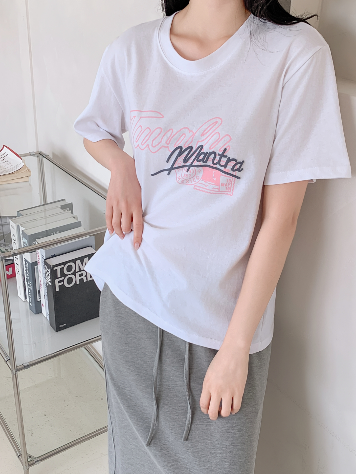 コットンラウンドネックベーシックルーズ半袖ロゴTシャツ | 詳細画像8