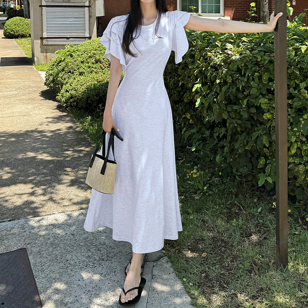 美品★Rene★フレアワンピース キャップスリーブ Aライン ホワイト 38 フリルスリットキャップスリーブラッフル無地ワンピース | レディース