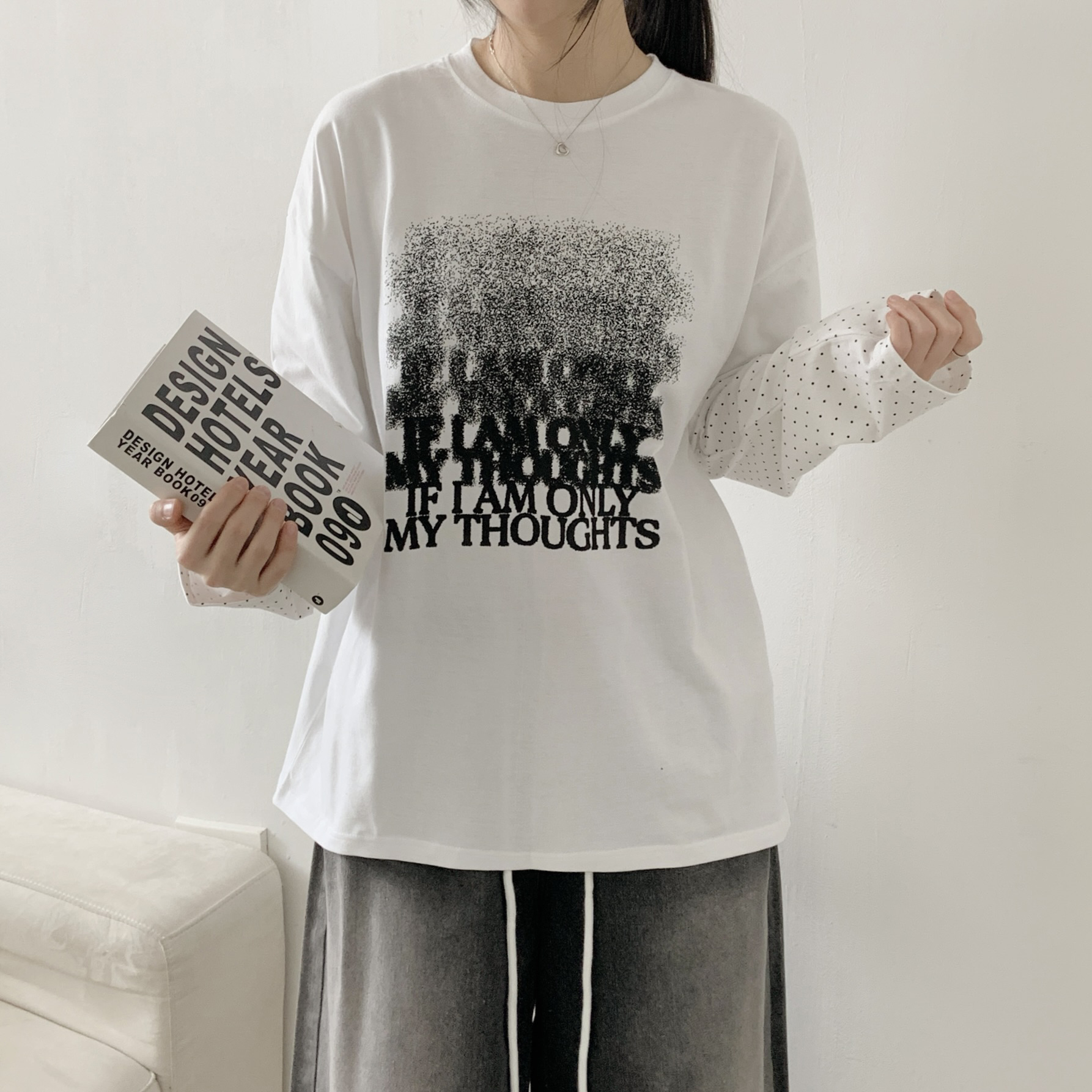 ラウンドネックレイヤード風ドロップショルダードットプリントTシャツ | 詳細画像2