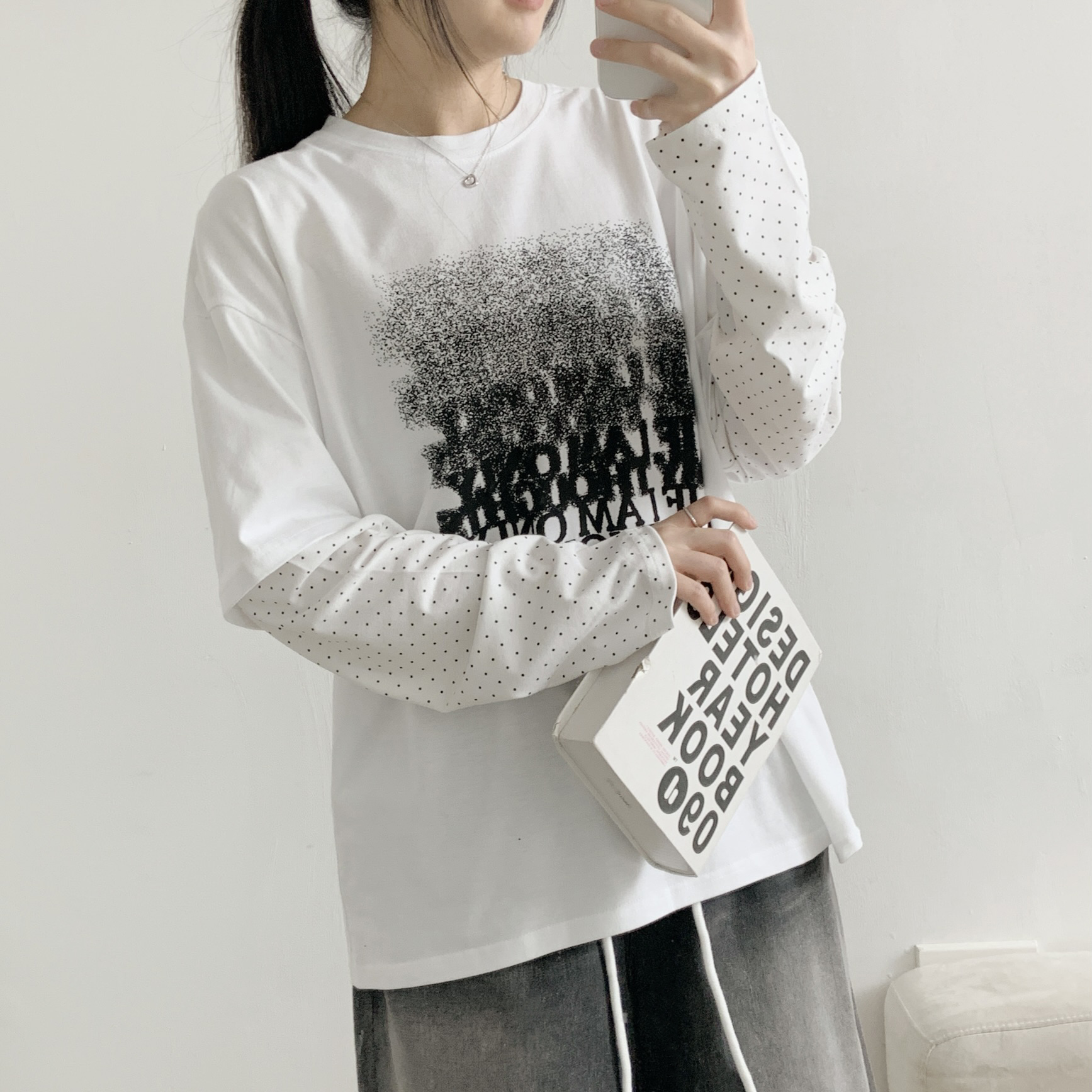ラウンドネックレイヤード風ドロップショルダードットプリントTシャツ | 詳細画像11