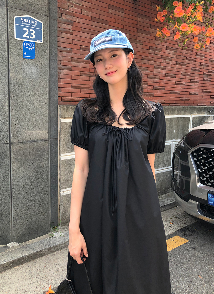 Fano Studios Uネックドローストリングパフスリーブワンピース Uネックドローストリングパフスリーブフレア無地ワンピース