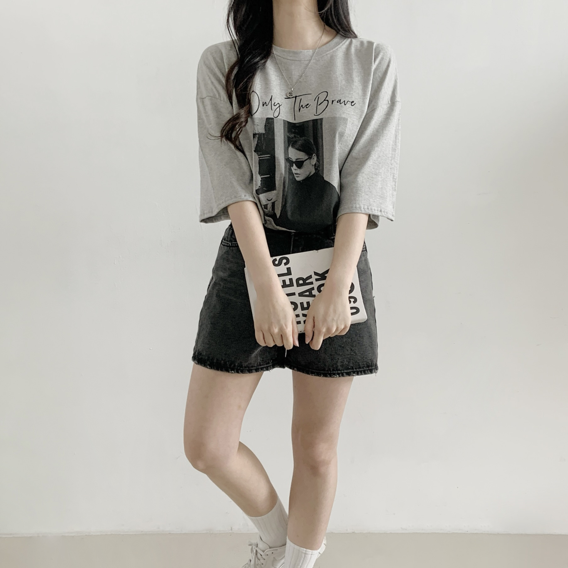 コットンラウンドネックルーズ半袖ロゴTシャツ | 詳細画像11