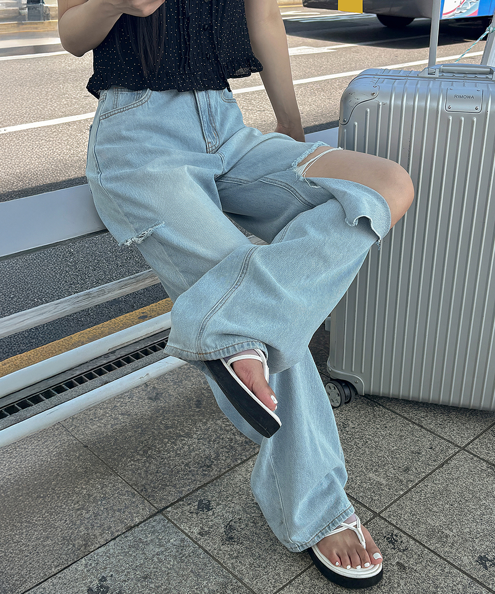 コットンウォッシングダメージワイドライトブルーデニムパンツ 