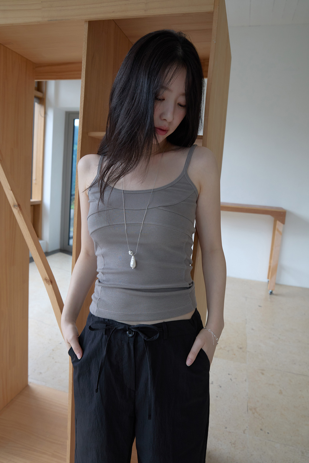 コットンUネッククロップドスリム無地キャミソールSS | 詳細画像21