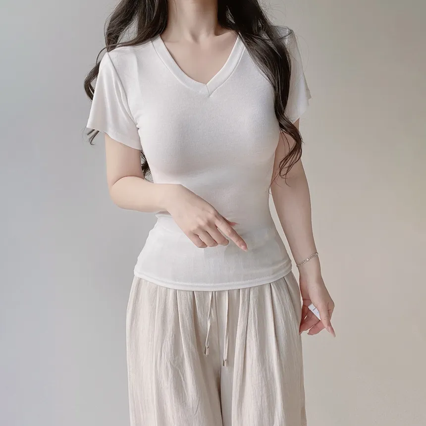 Vネック半袖Tシャツ | mirangmirang | 詳細画像3