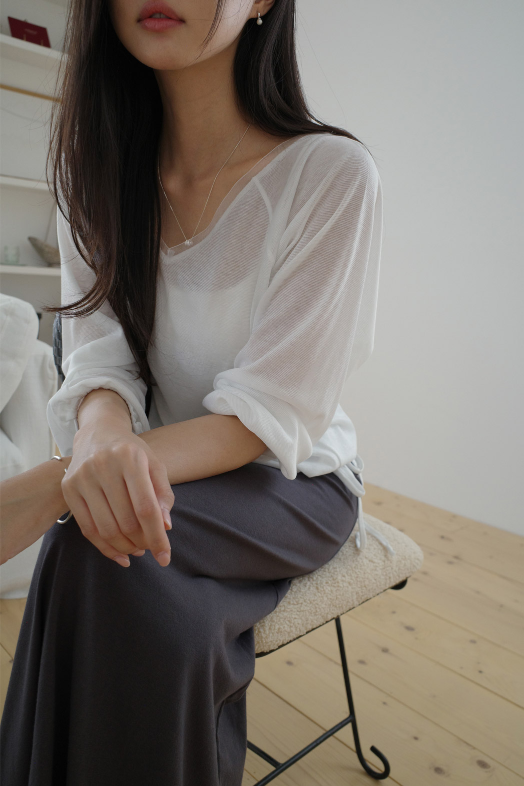 シースルーVネックオーバーサイズドロップショルダー無地Tシャツ | DHOLIC | 詳細画像22