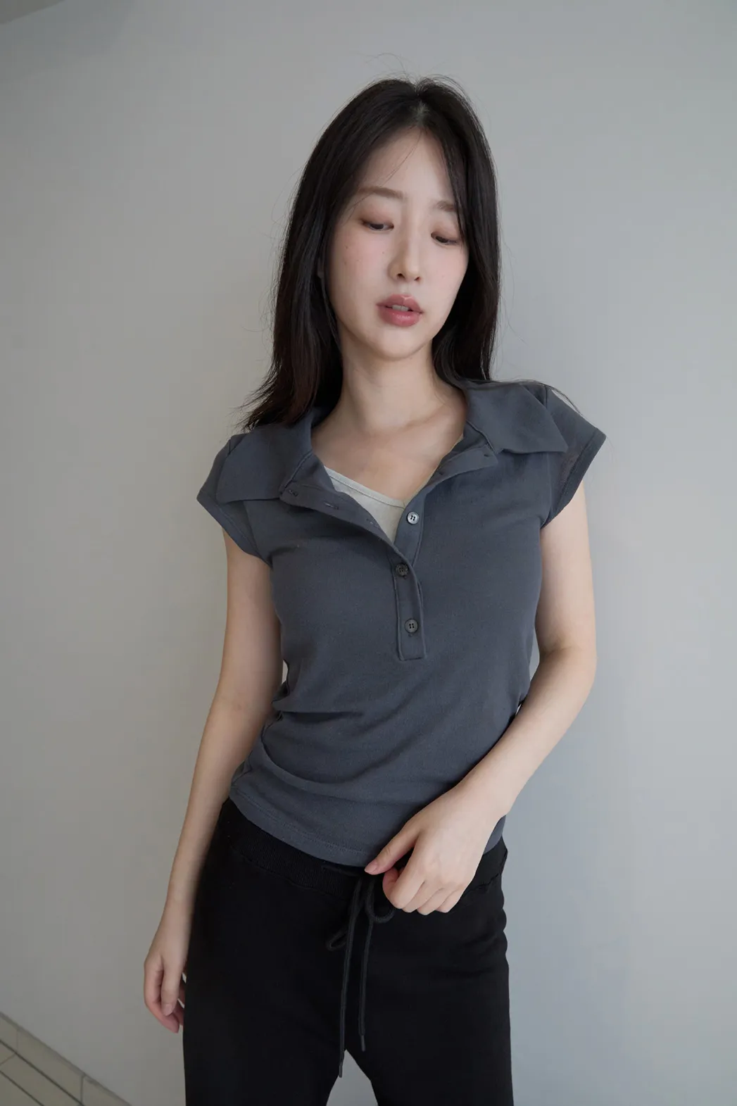 コットンボタンカラーヘンリーネックフレンチスリーブレイヤード風無地TシャツポロカラーTシャツSS | 詳細画像1