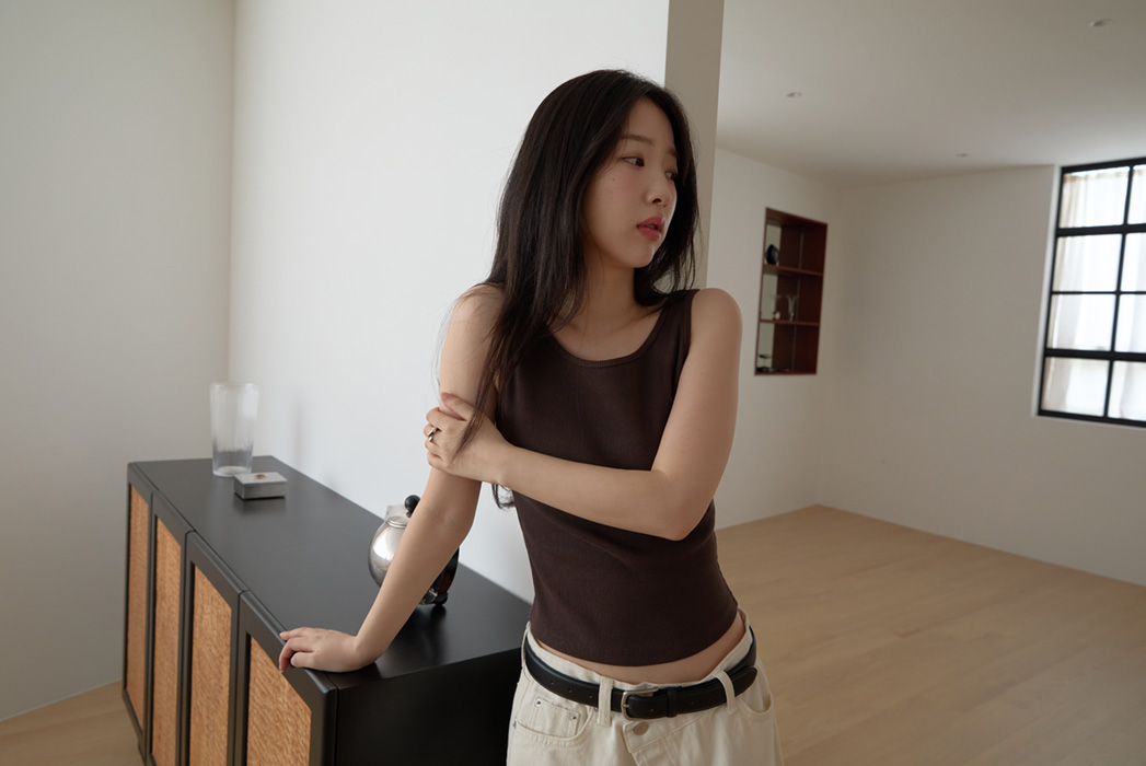 リブコットンクロップドスリムスクープネック無地ノースリーブSS | 詳細画像19