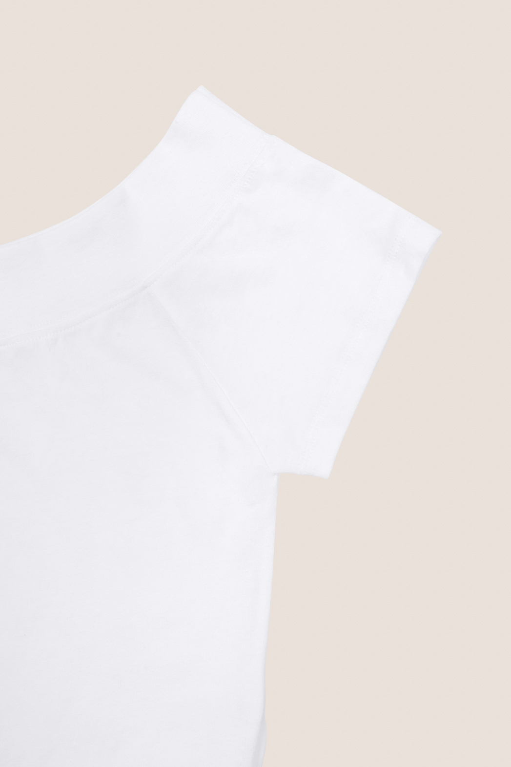 コットンオフショルダークロップドスリム無地TシャツSS | 詳細画像33