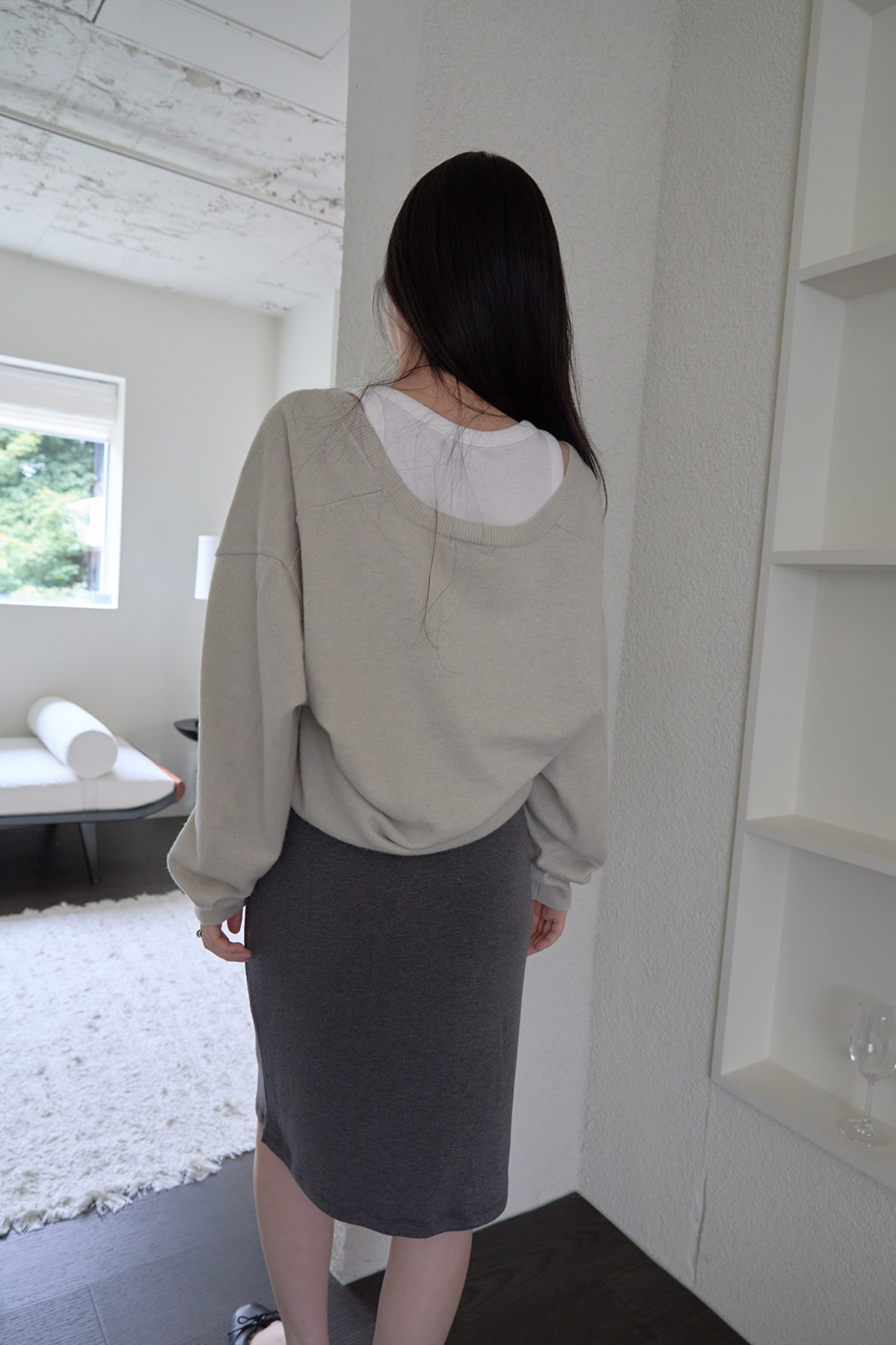 ウール混ラウンドネックセミクロップド無地ニットFW | 詳細画像9