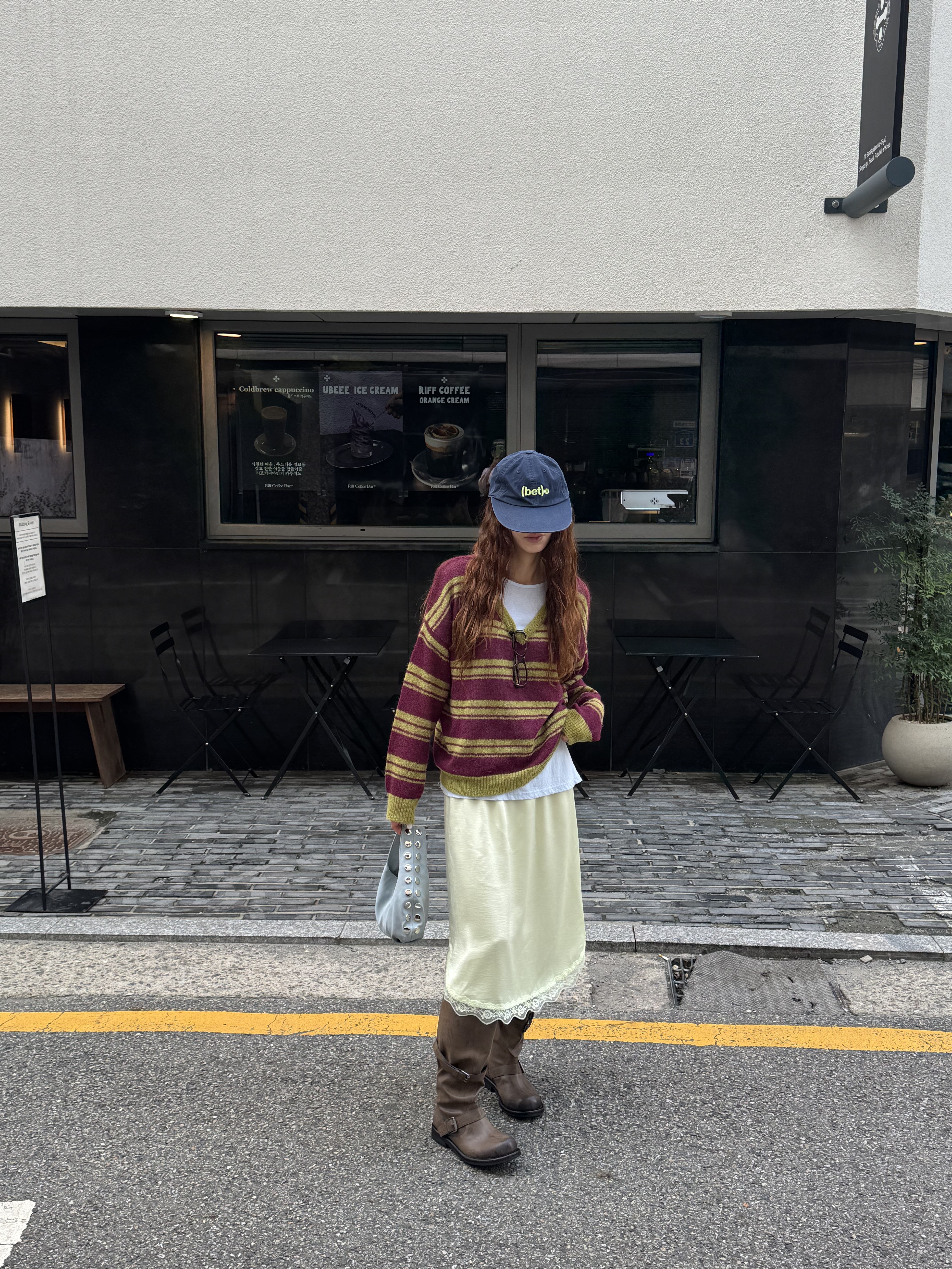 アルパカ混紡Vネックルーズ長袖ボーダー配色ニット | 詳細画像13